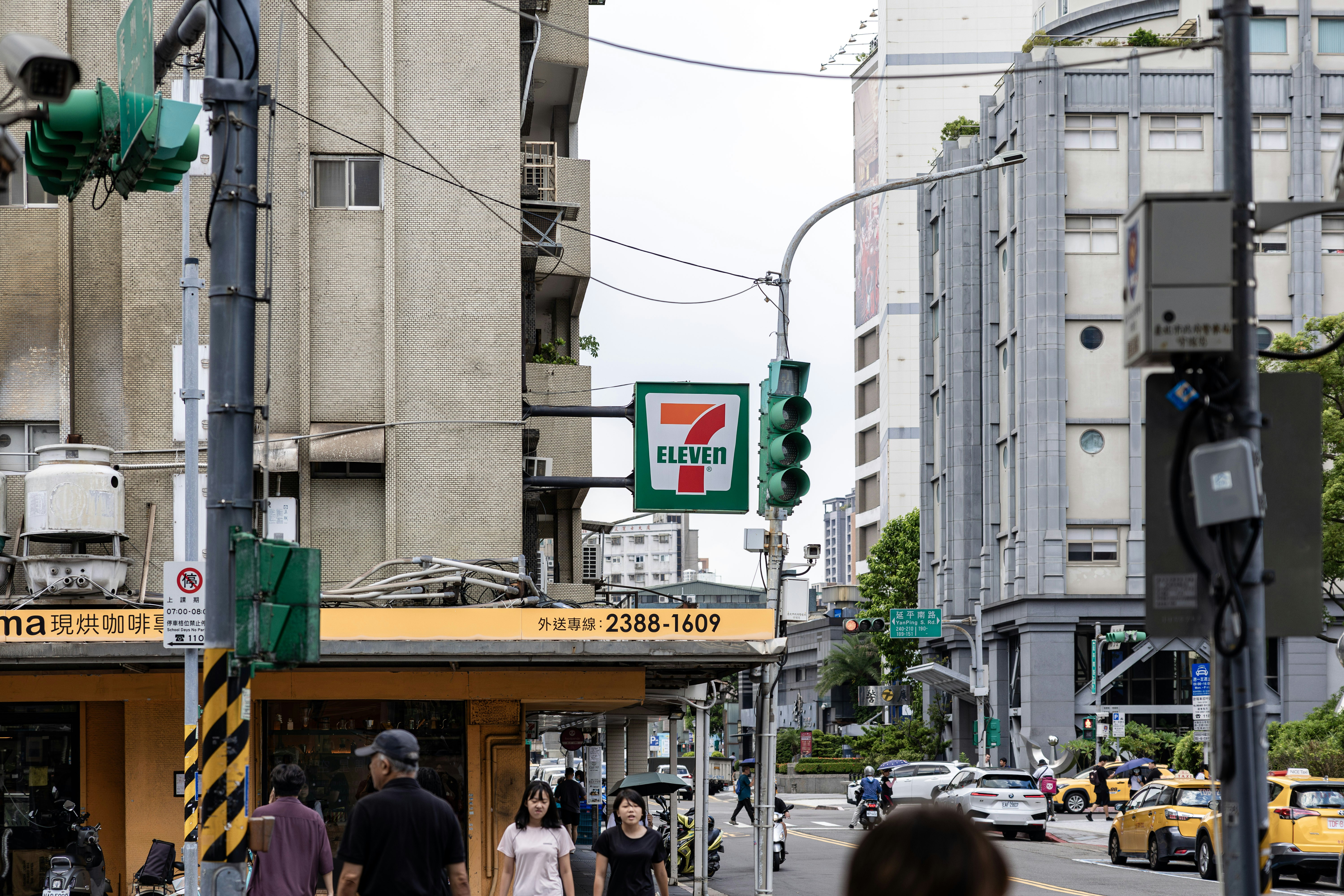 Photo by maxim_klimashin