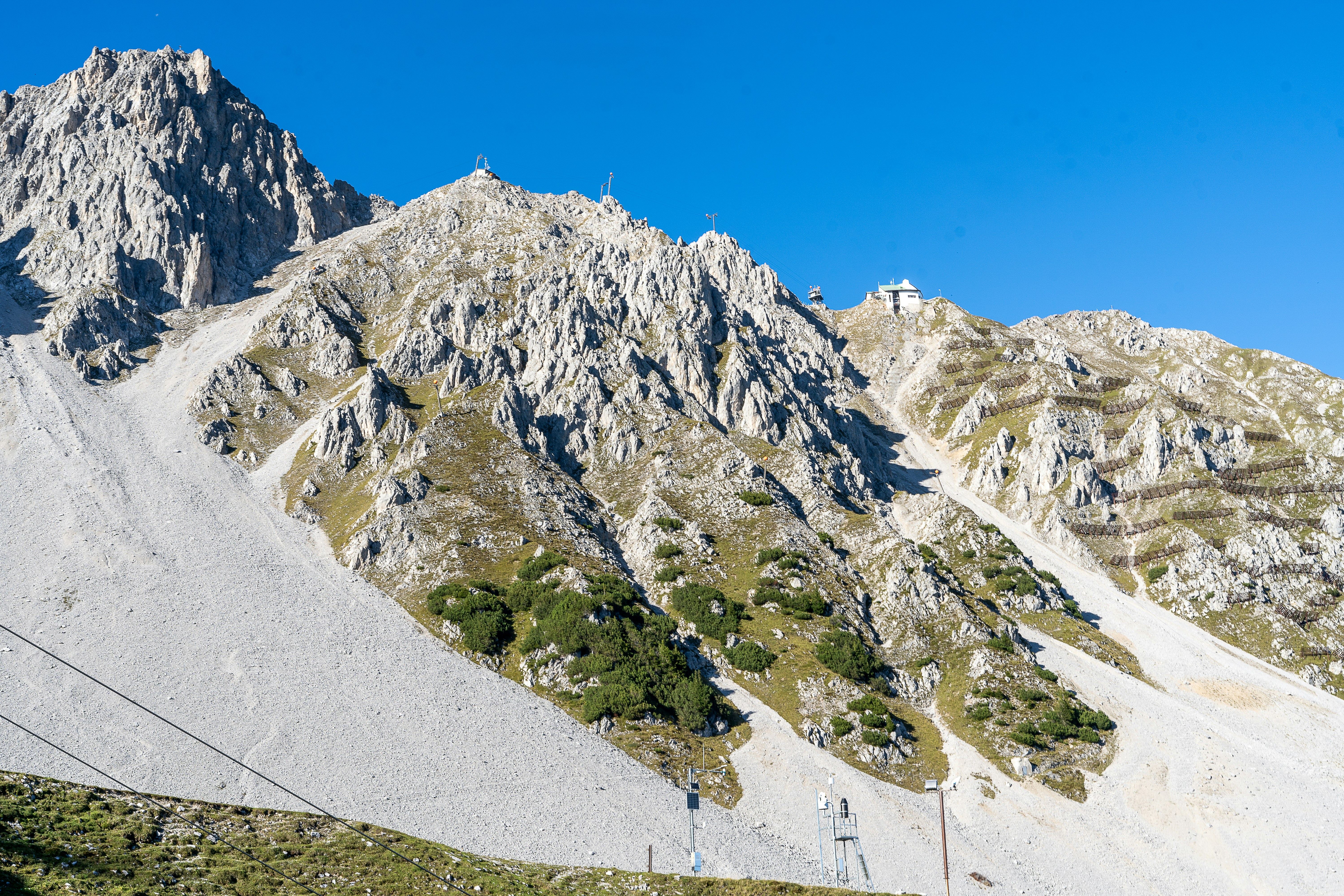 Photo by benjirokaneki