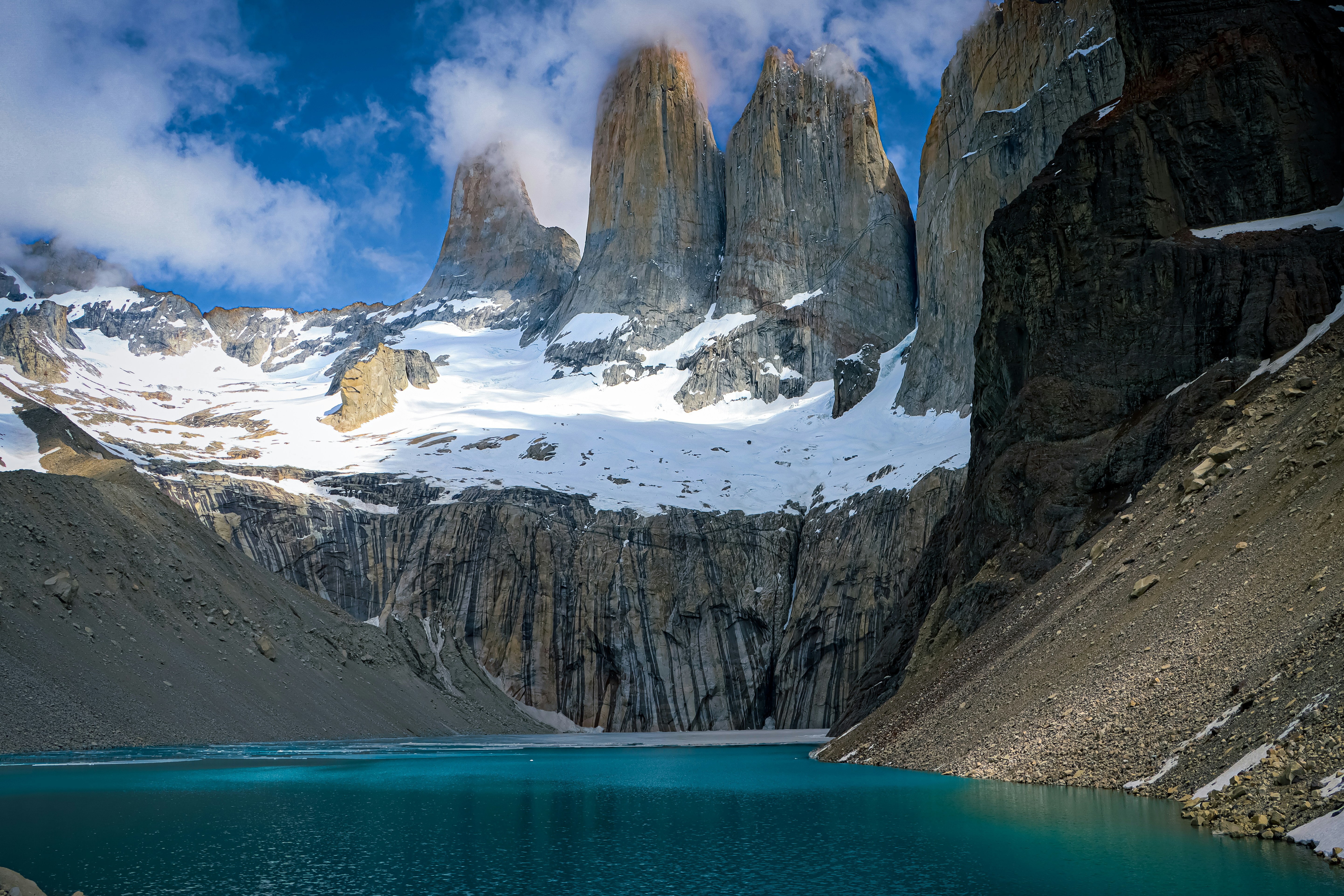 Photo by javier_flemate