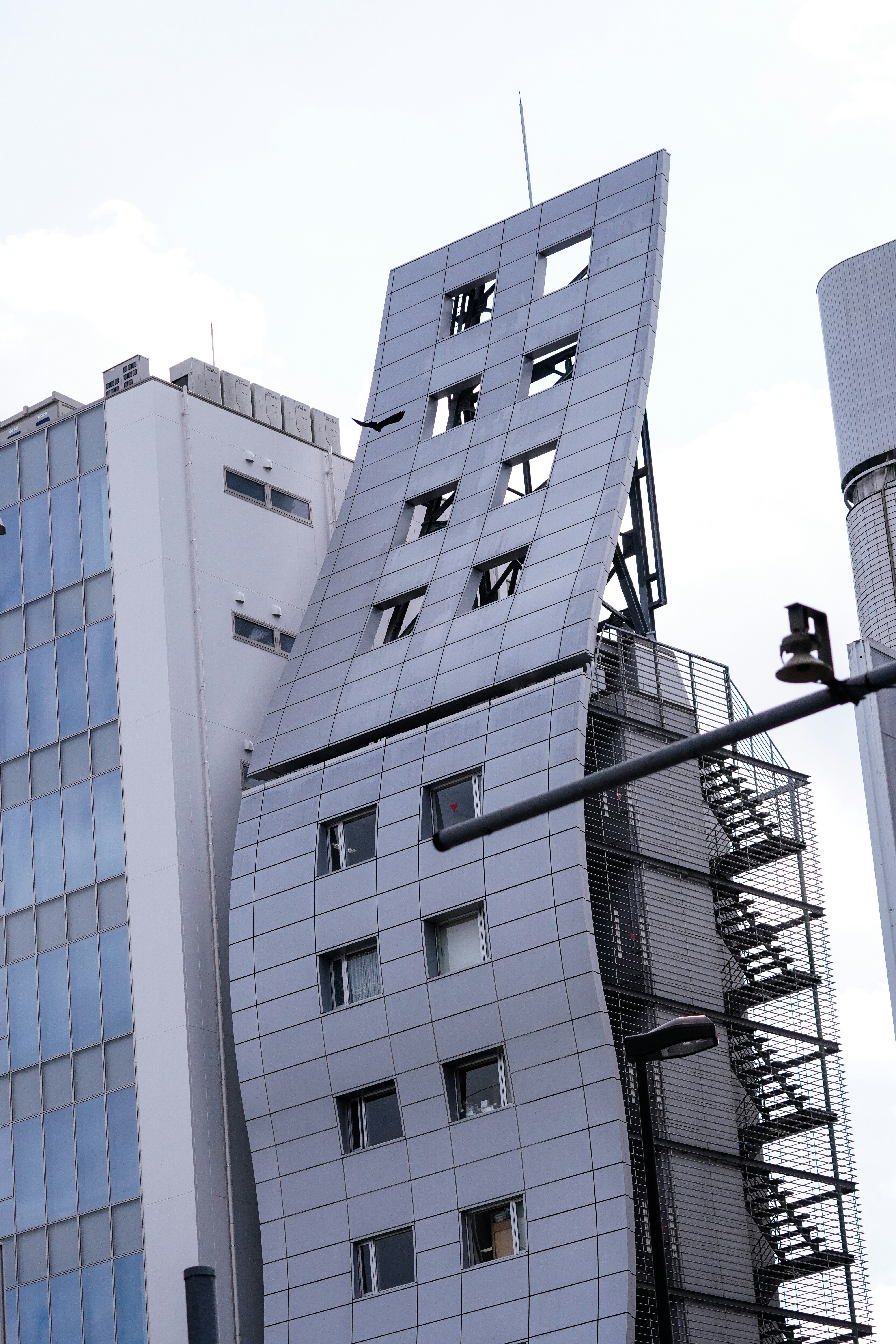 Photo 1762654596641 Fcdfccc2af5f?w=500&auto=format&fit=crop&q=60&ixlib=rb 4.1