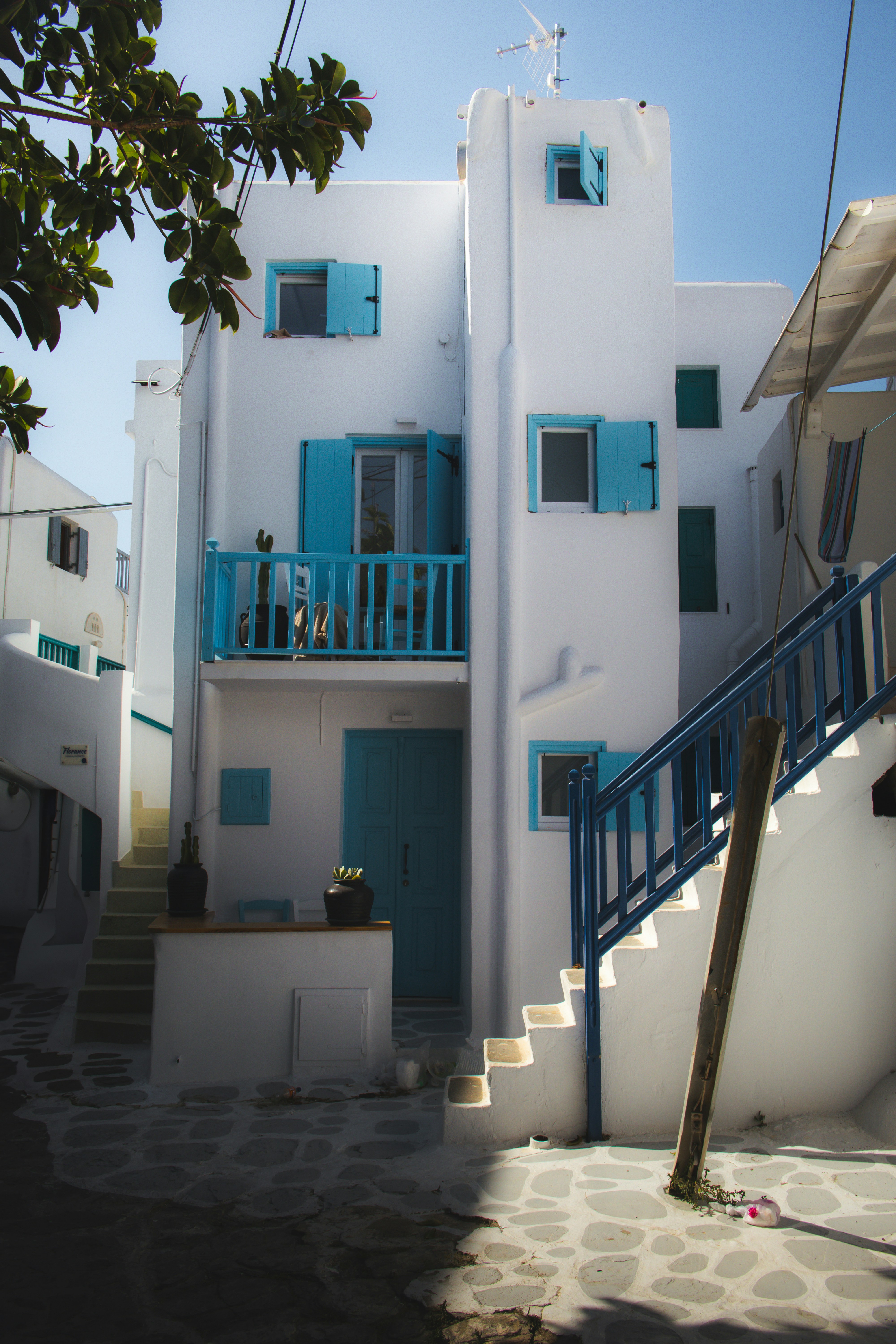 Photo by reinaldogaranito