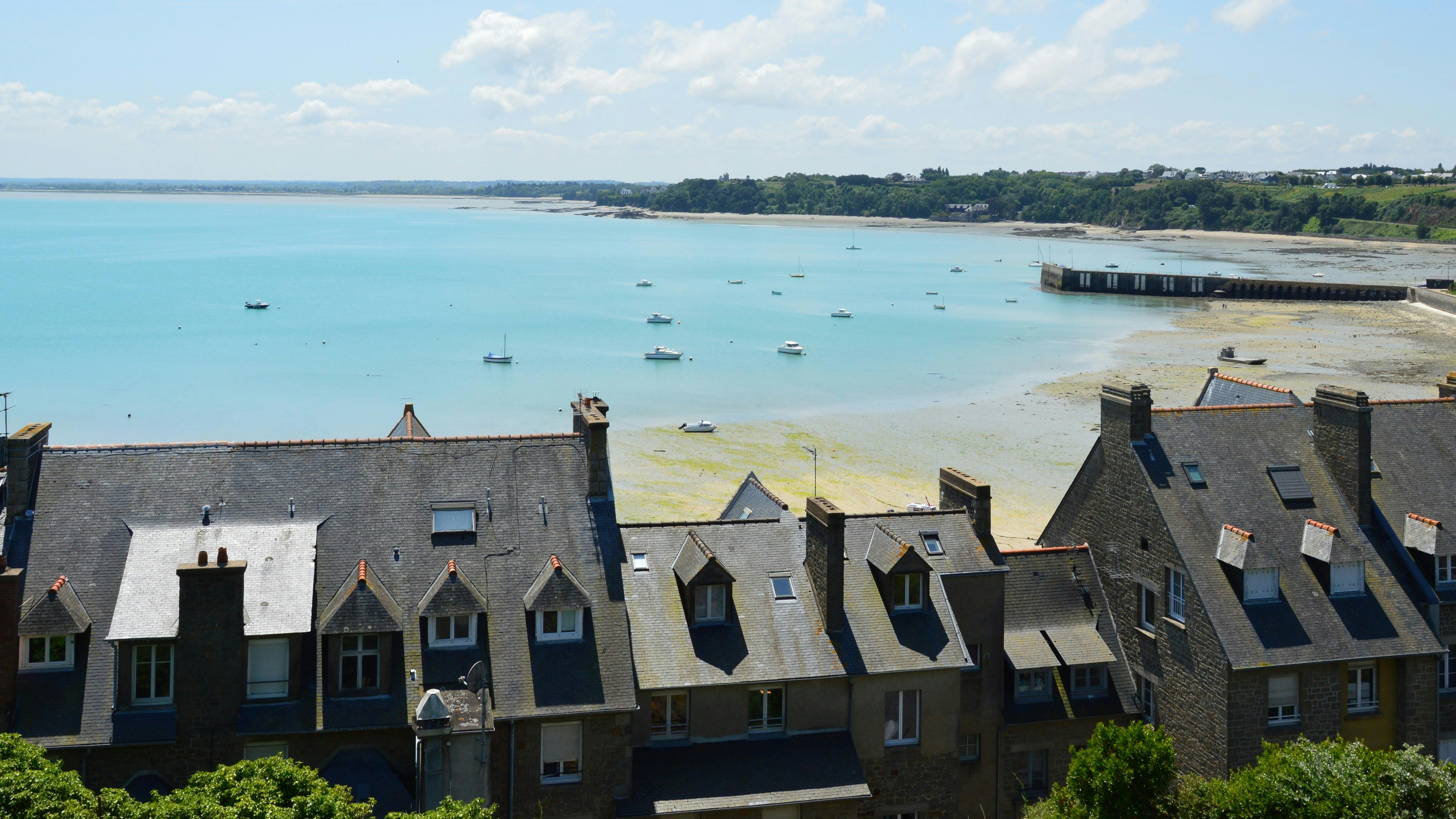 I have a residence permit from a Schengen country; do I need a visa to visit other Schengen countries?