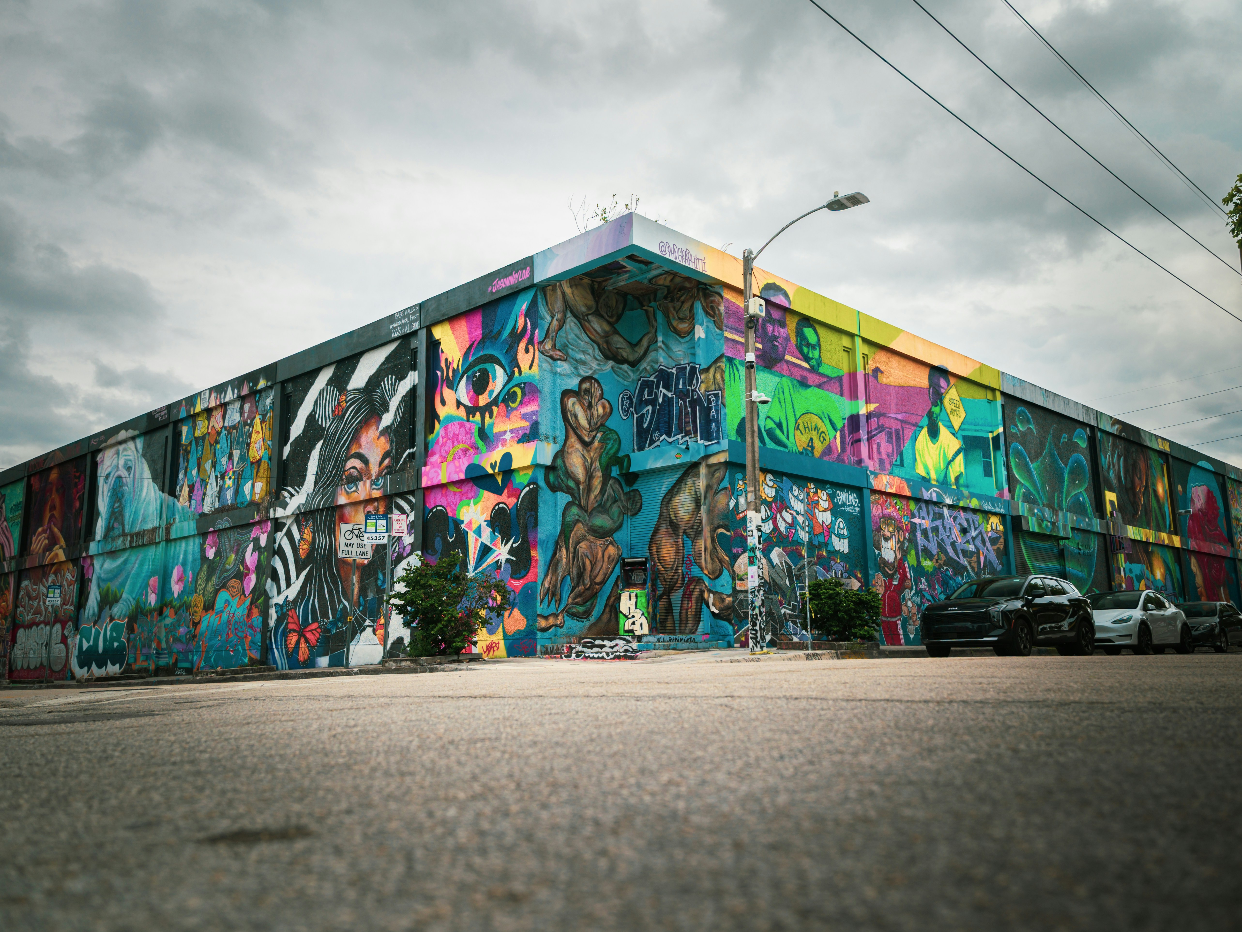 Paint, Canvas, and Concrete: How Mahony's Art Scene Is Rewriting the Rules