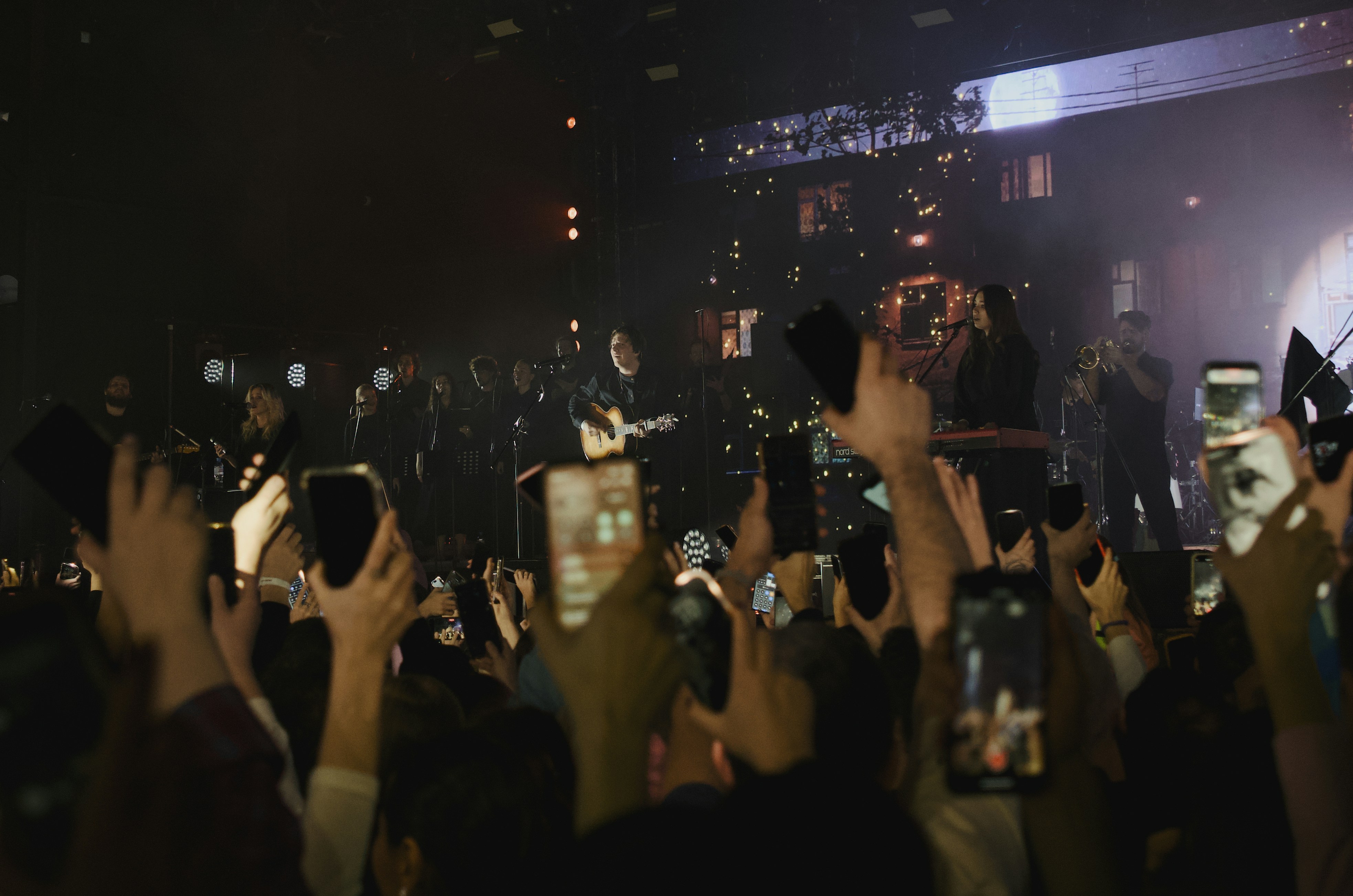 In the Spotlight: Viral Moments of Fan-Player Connections