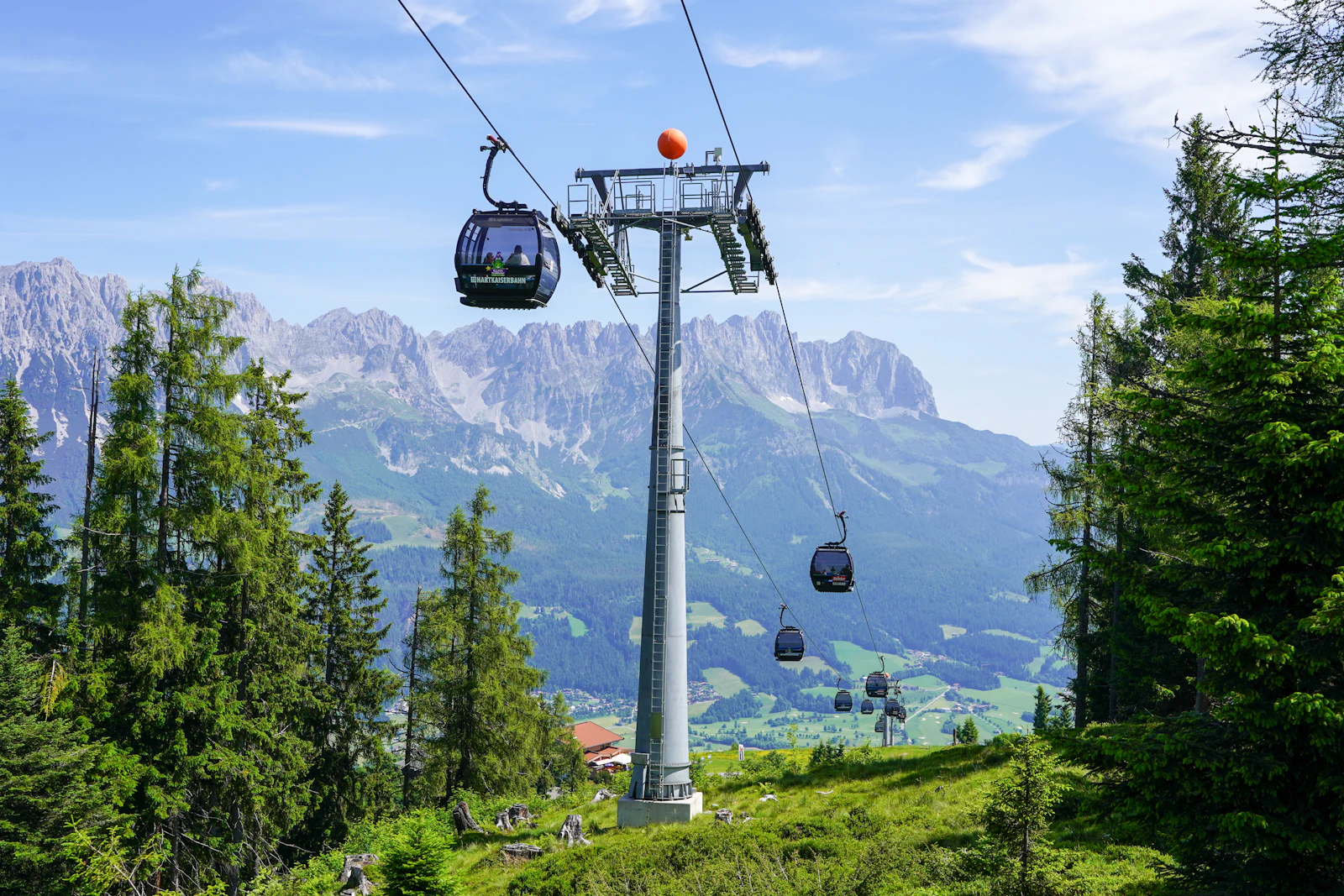 Illustrative travel image for Four family days in Gmunden and around Traunsee; it does not confirm current conditions at the named stops.