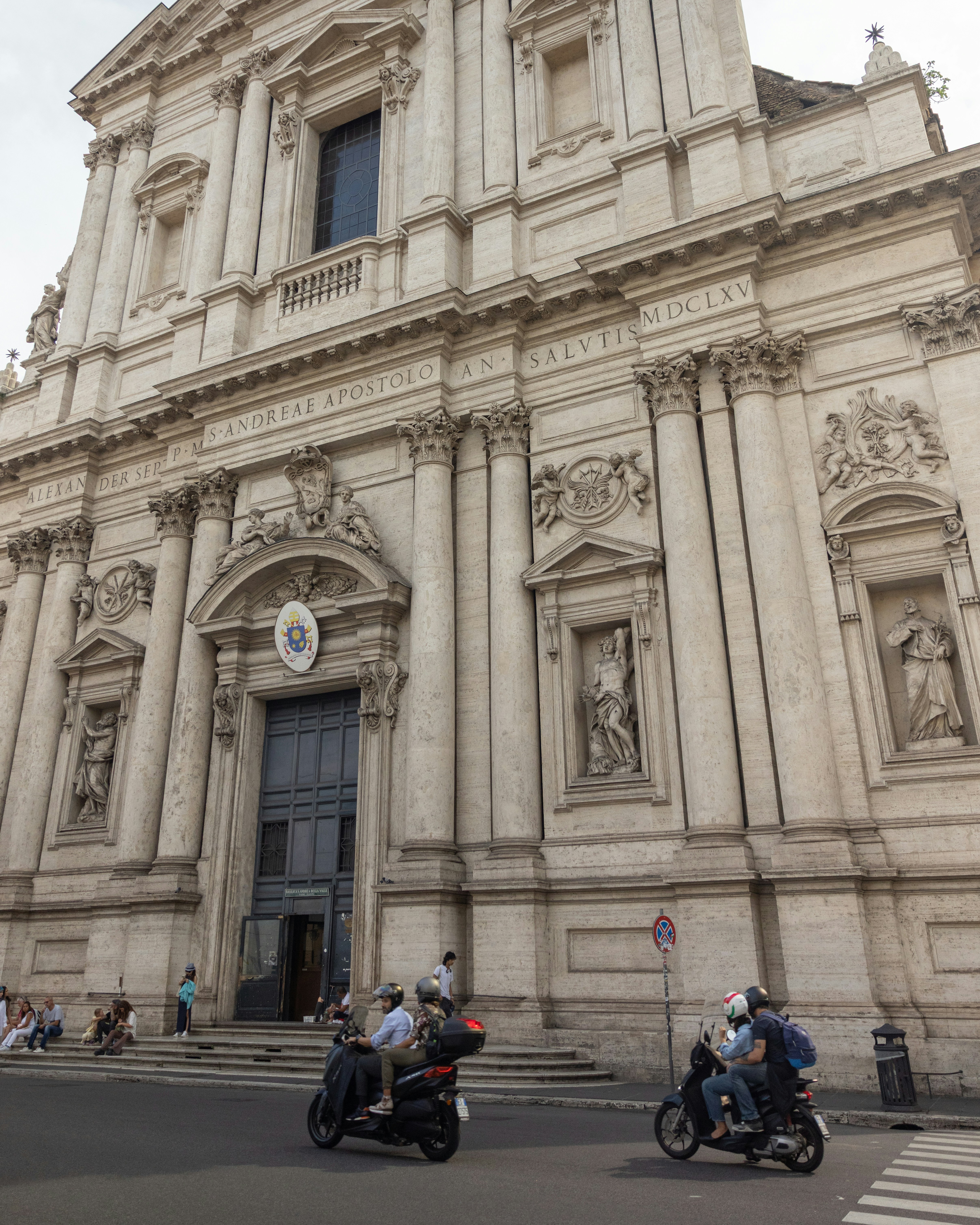 Photo by chalogallardo