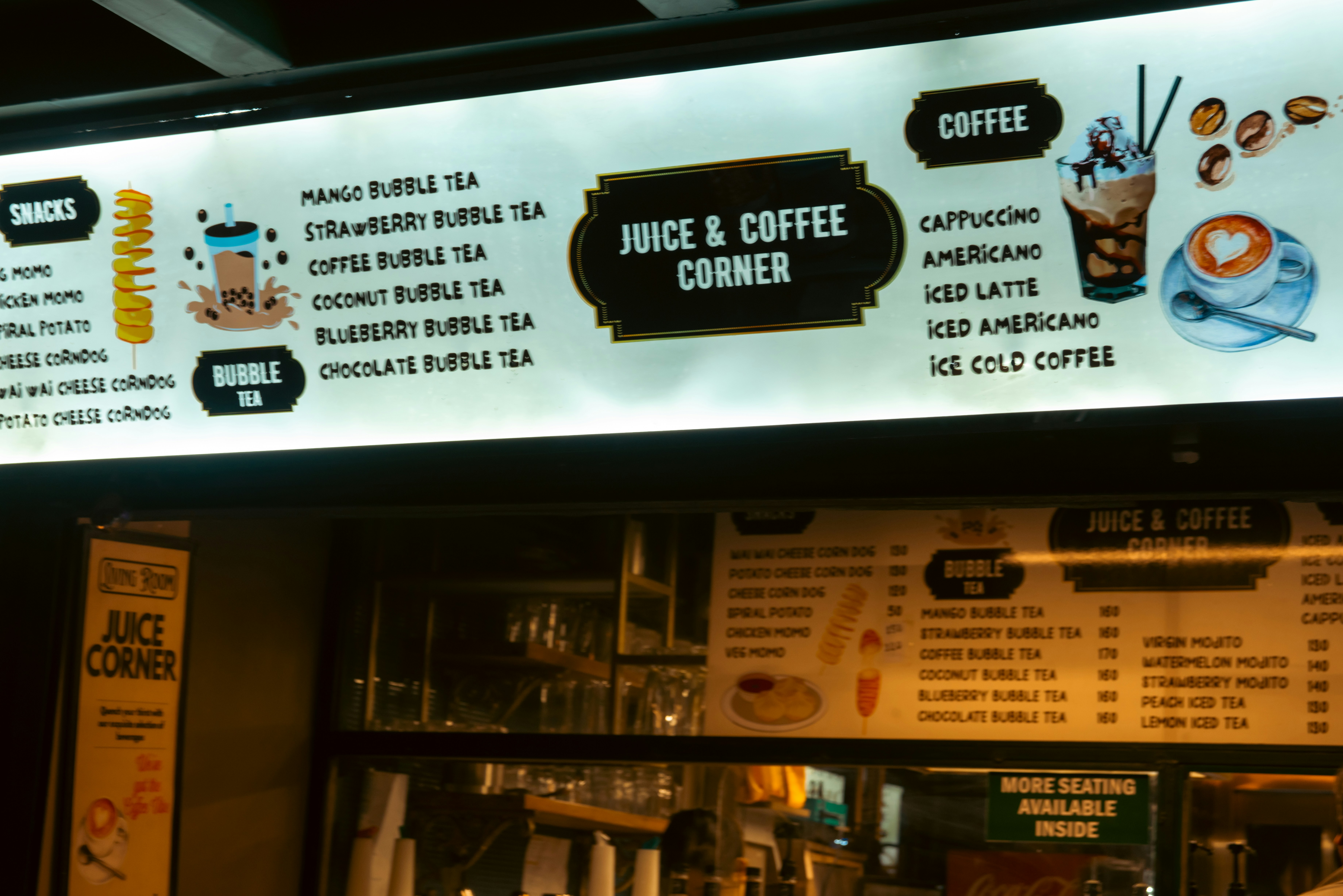 Saft- und Kaffeekarte mit Bubble Tea-Optionen