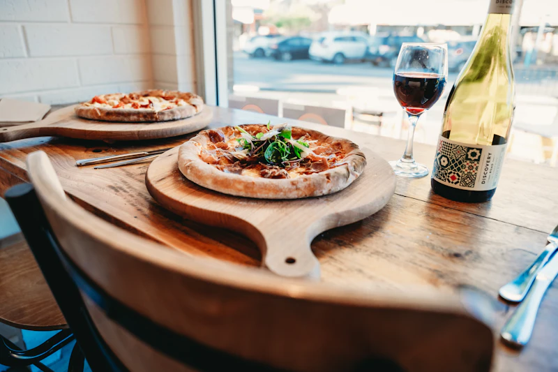 Top Rated Pizza Joints in Lourdes That Locals Swear By