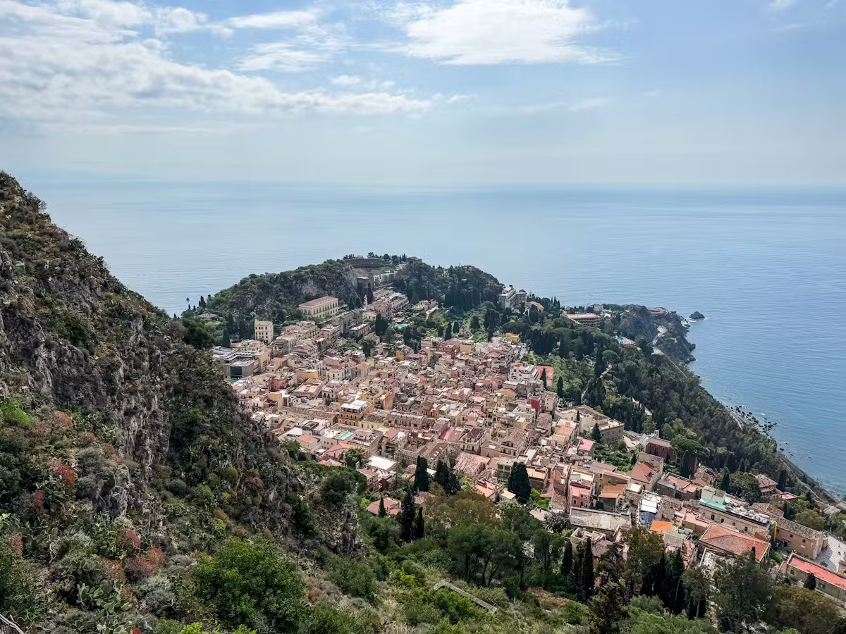 Authentique villa proche des commerces à Ceillac