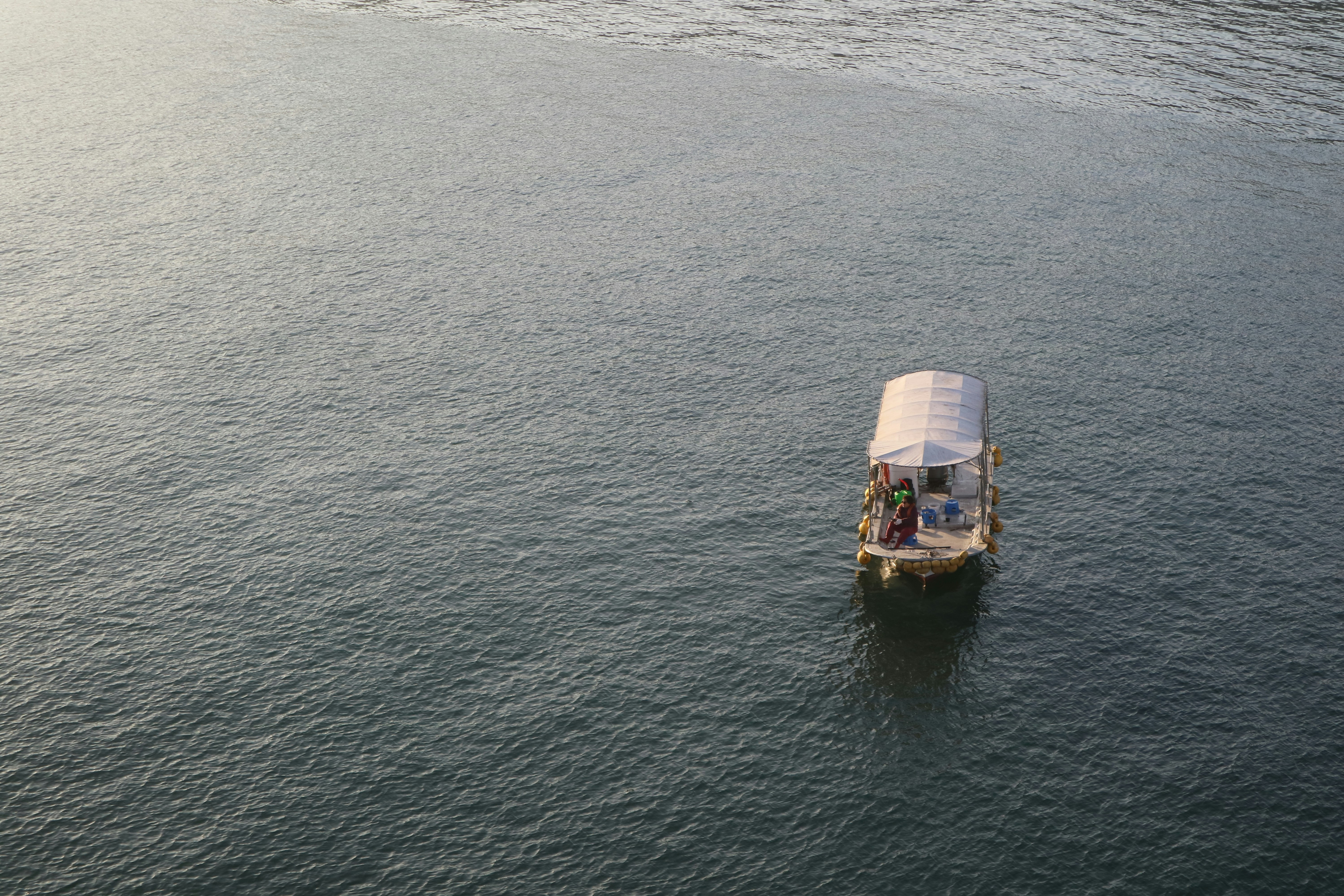 Photo by partofworld