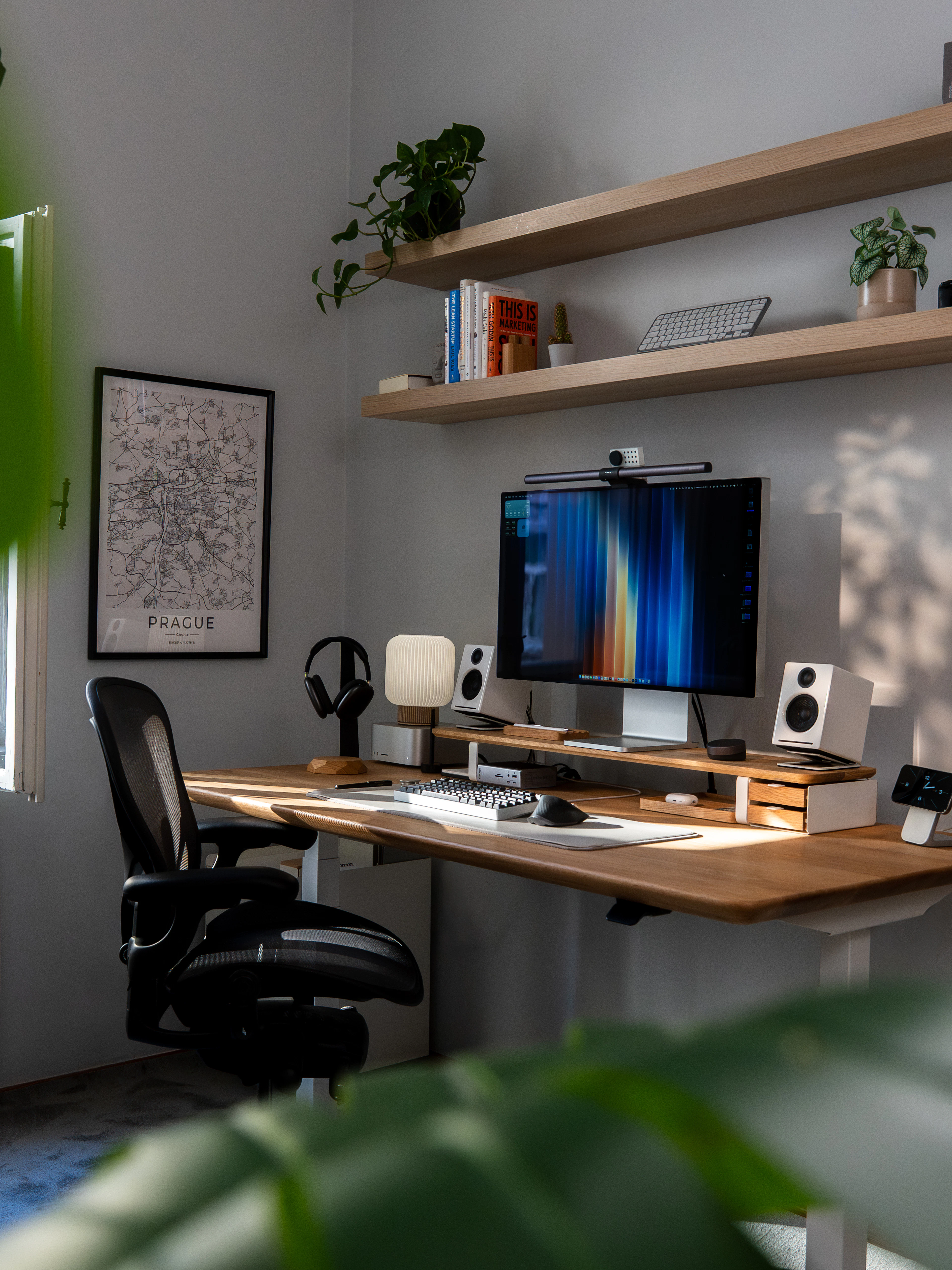 Office desk and chair