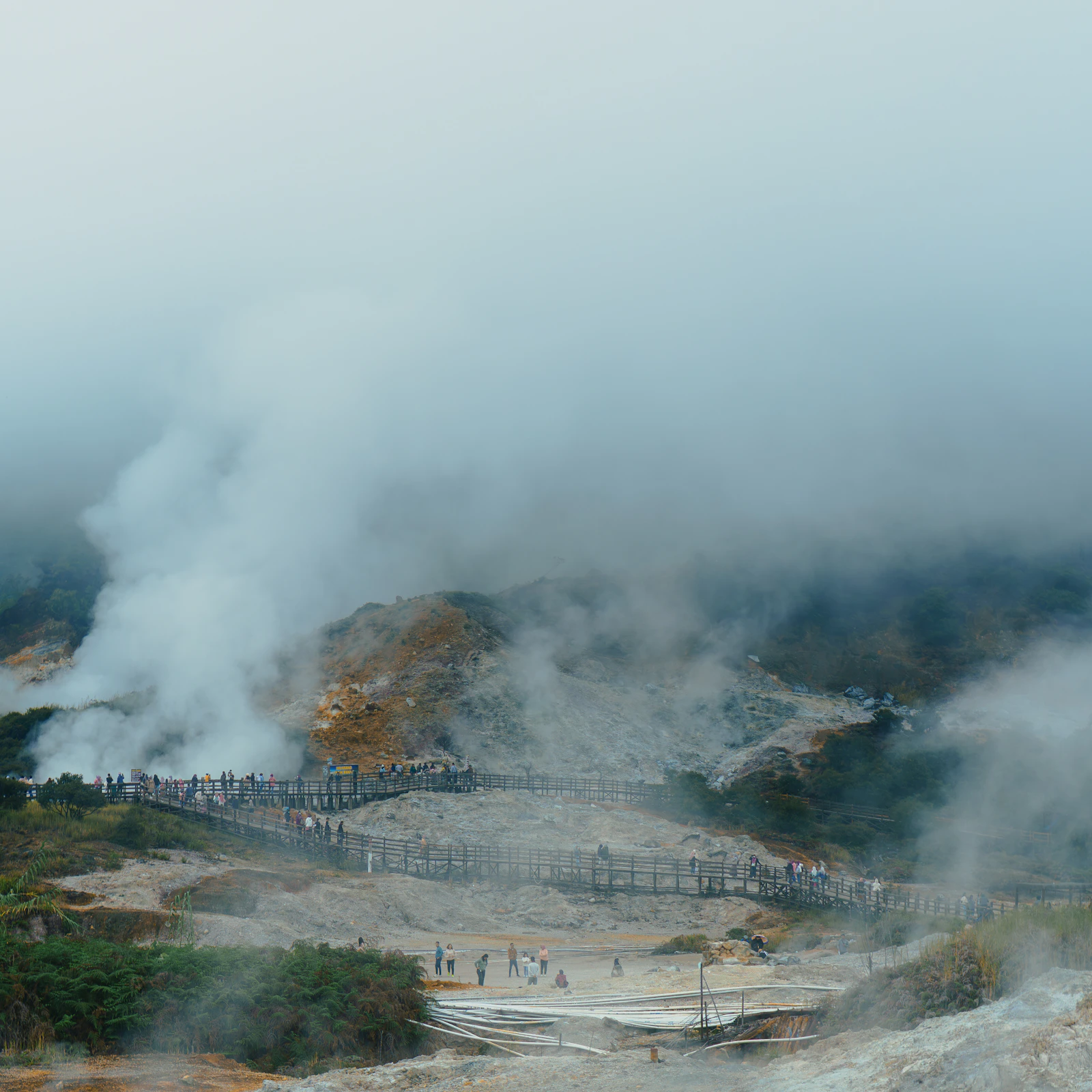 2-Day Dieng Plateau Mist Valleys & Sikidang Geothermal Caldera