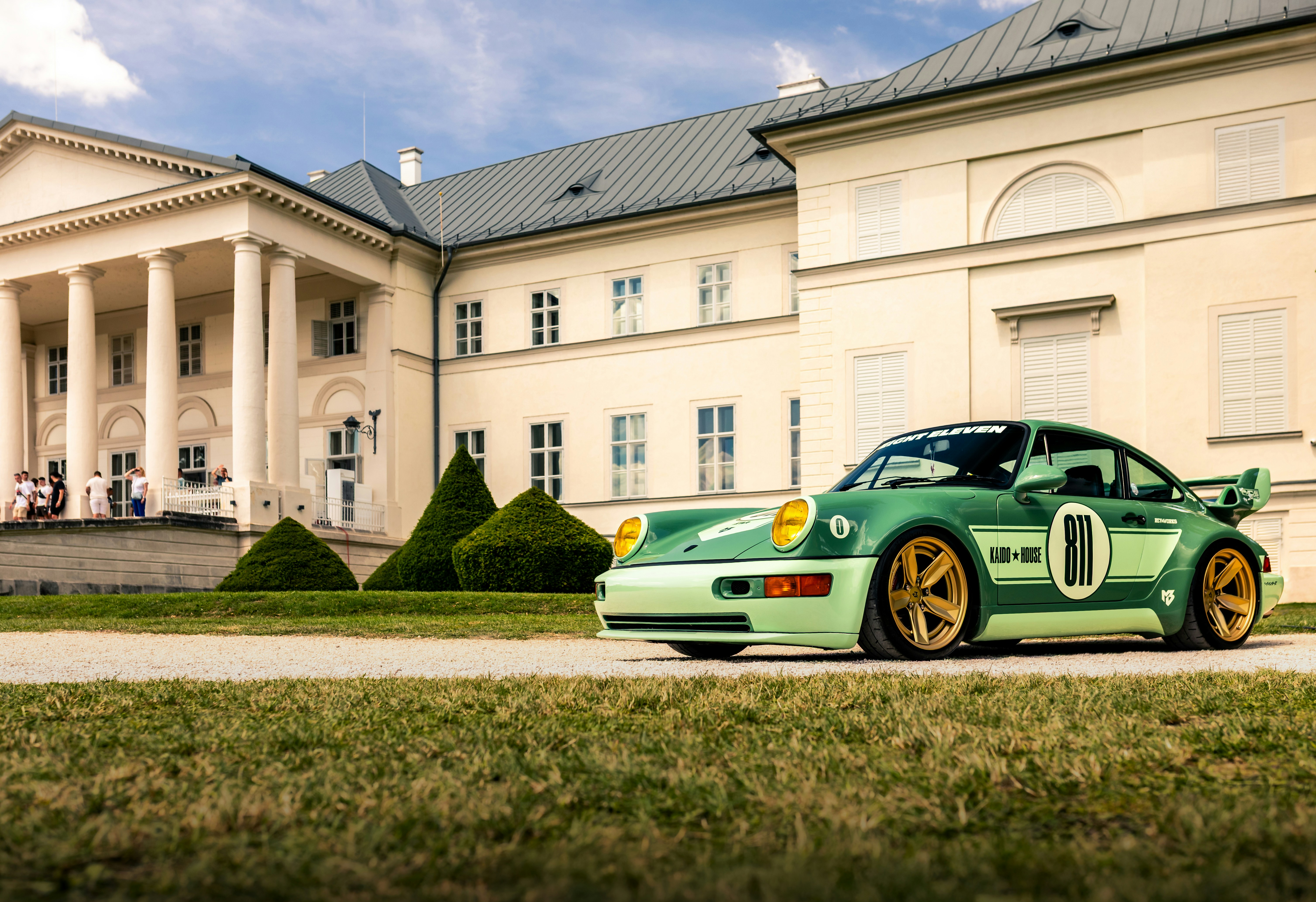 Photo by pixelkontakt