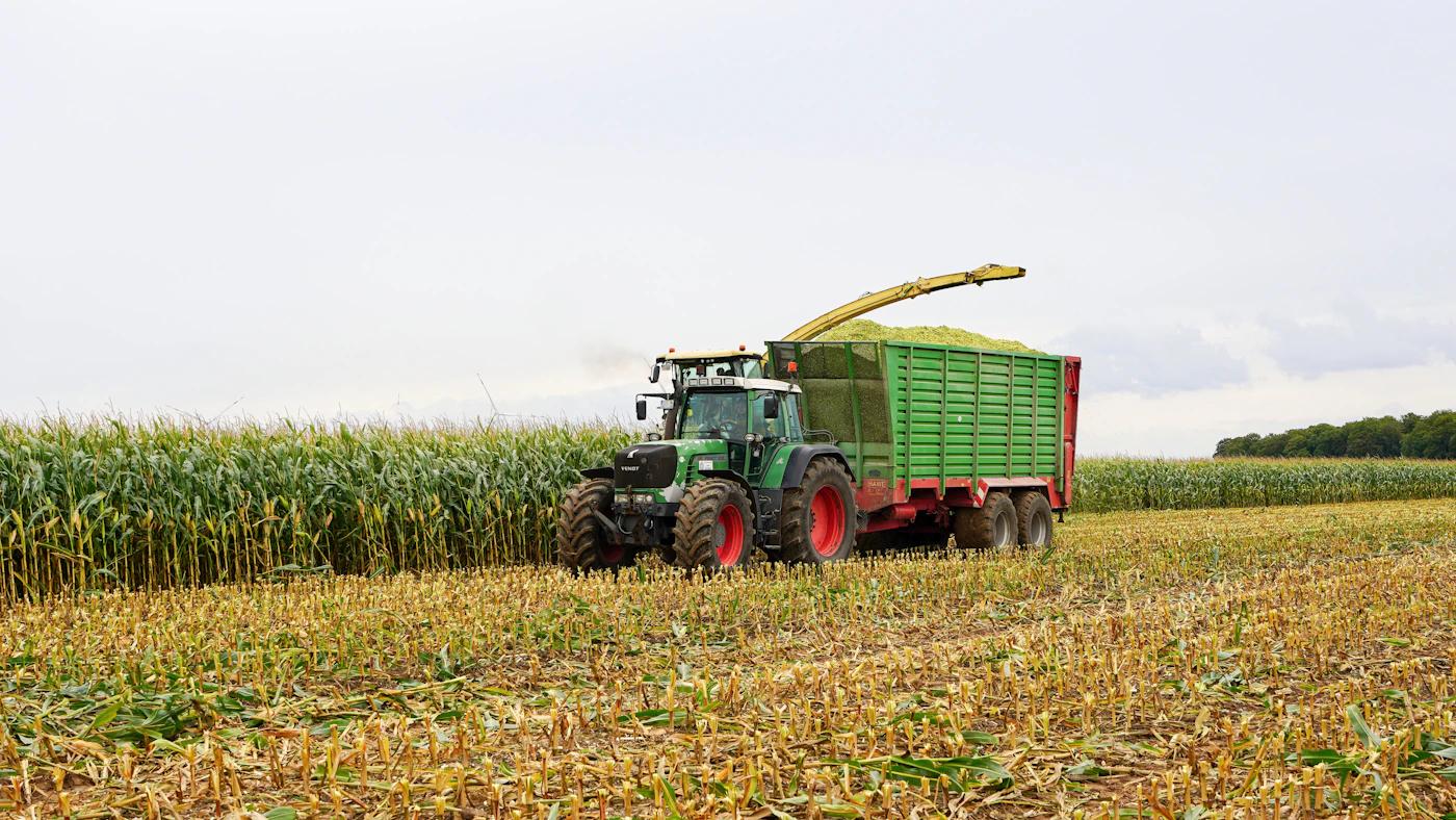 9-Layer Silage Stretch Film & Bags