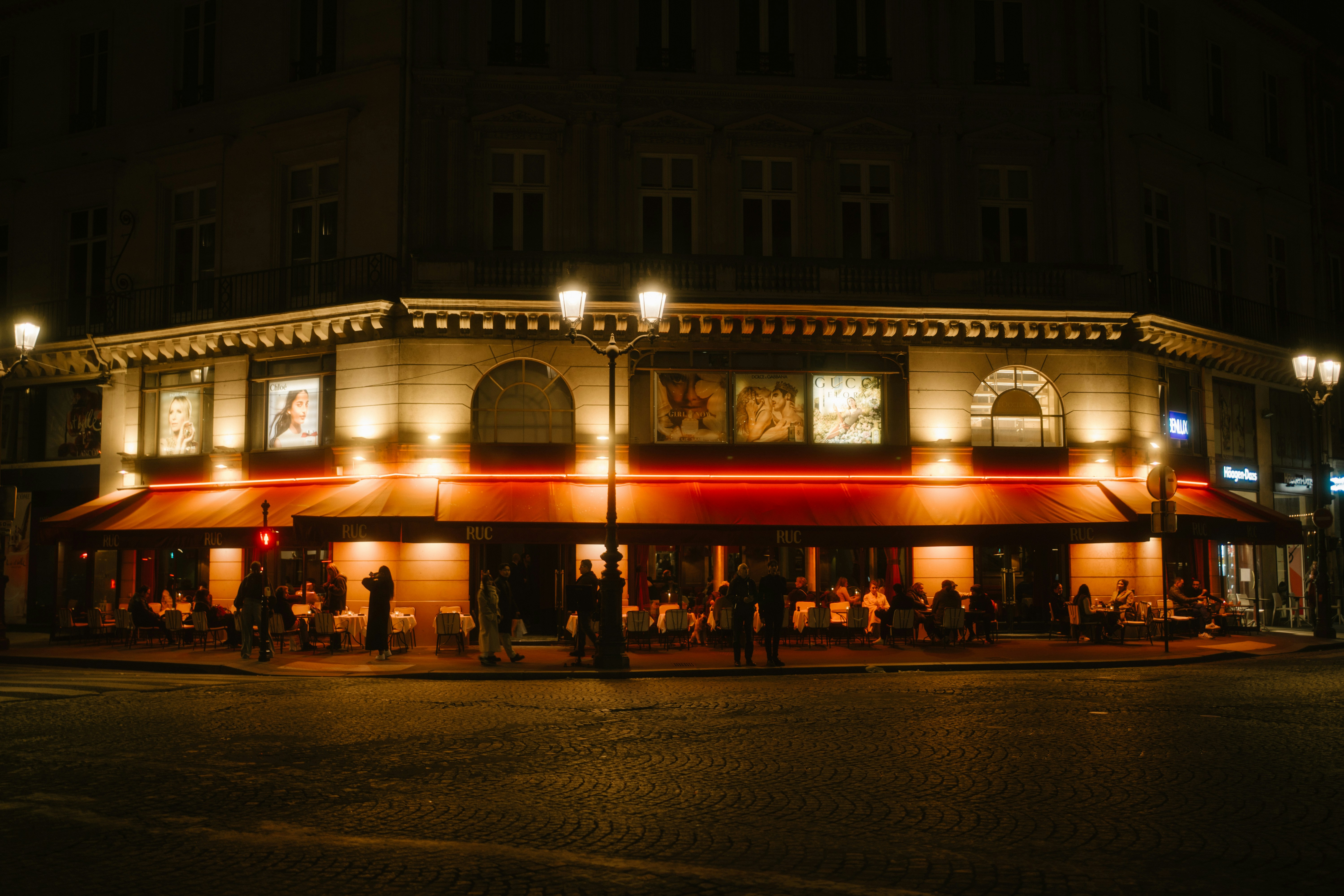 Photo by robert_lens