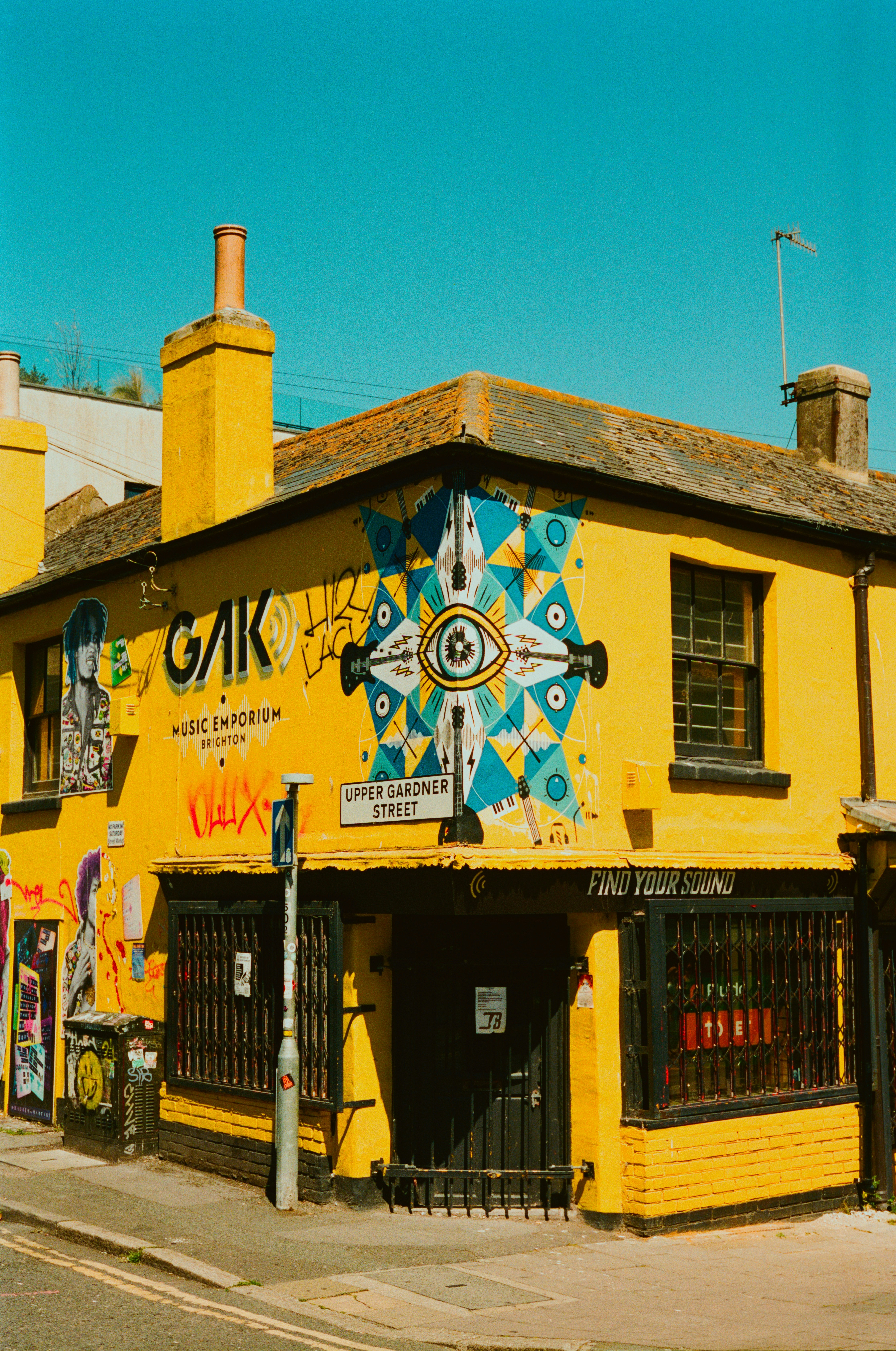 A collection of photo prints with Brighton landmarks