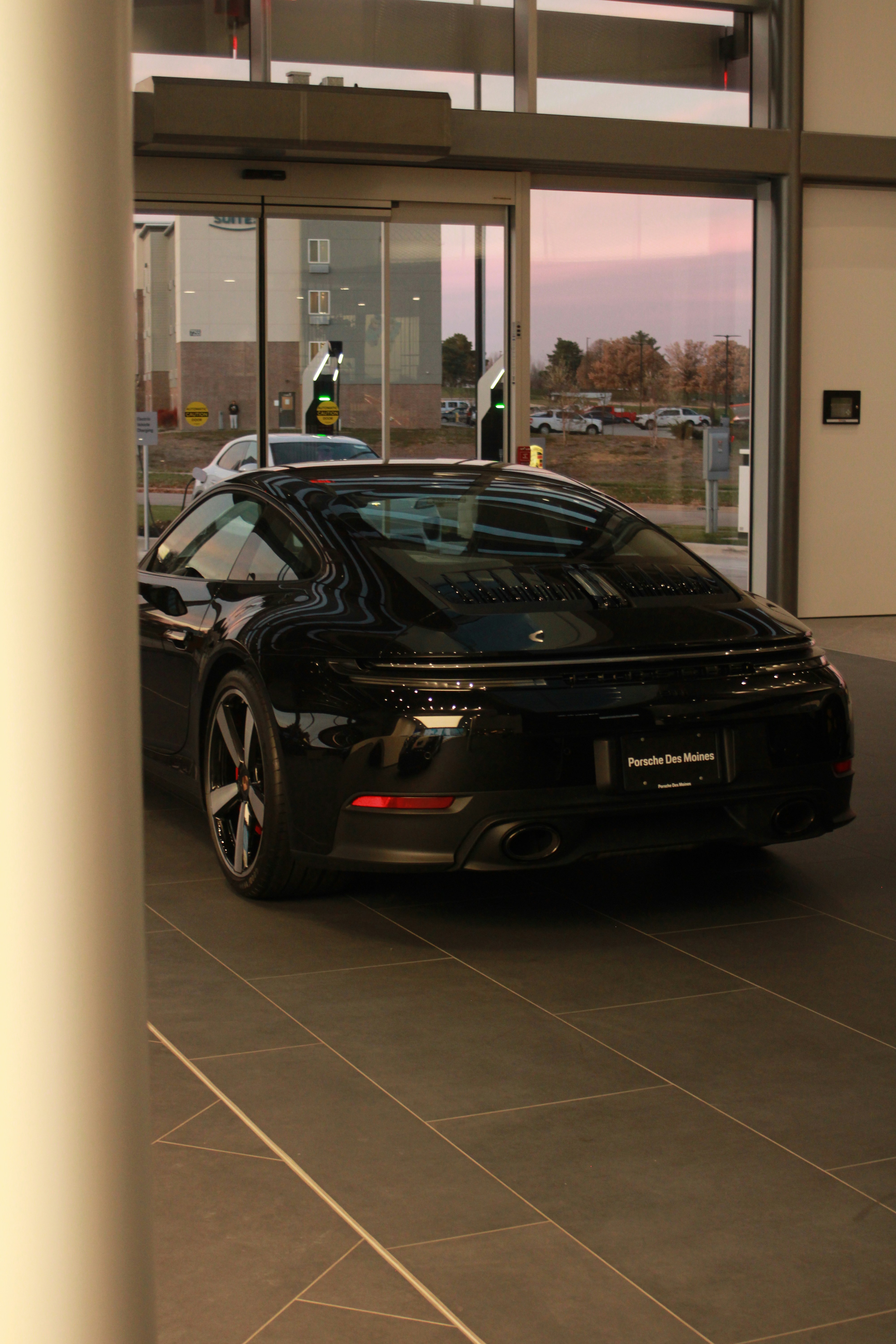 Пригон автомобілів з США та Канади — навчання автодилерству