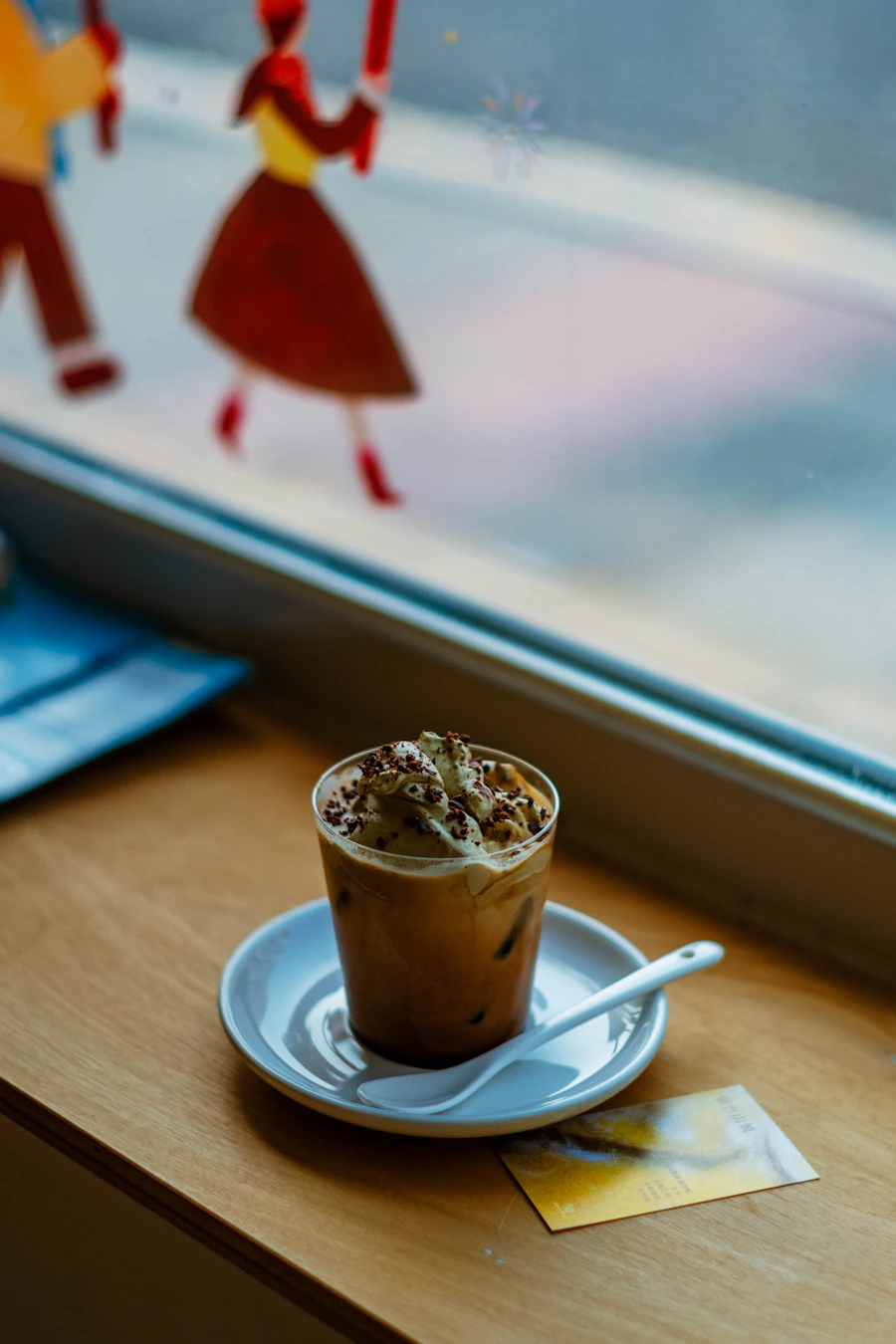 Cafe frio con crema batida