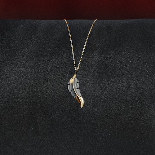 Collier pendentif lune