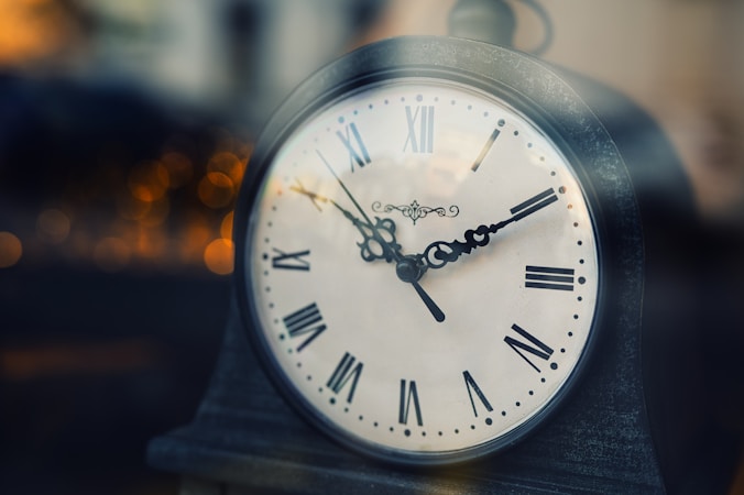 Time Manipulation: Loops and Causality in Story