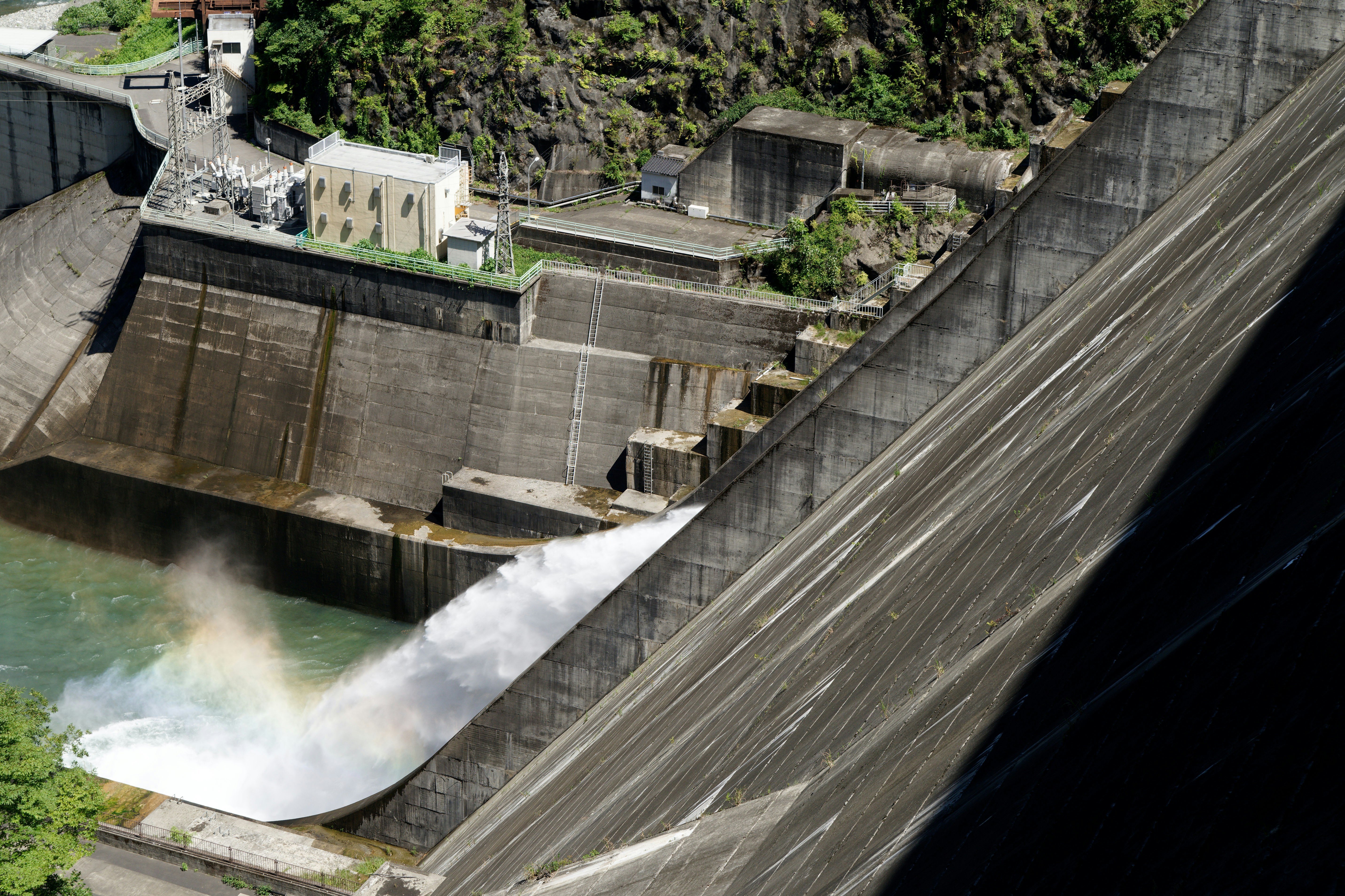 Case Study: Shipping a Hot-Path Feature in 48 Hours — A Playbook