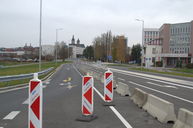 مشروع طرق الحي السكني