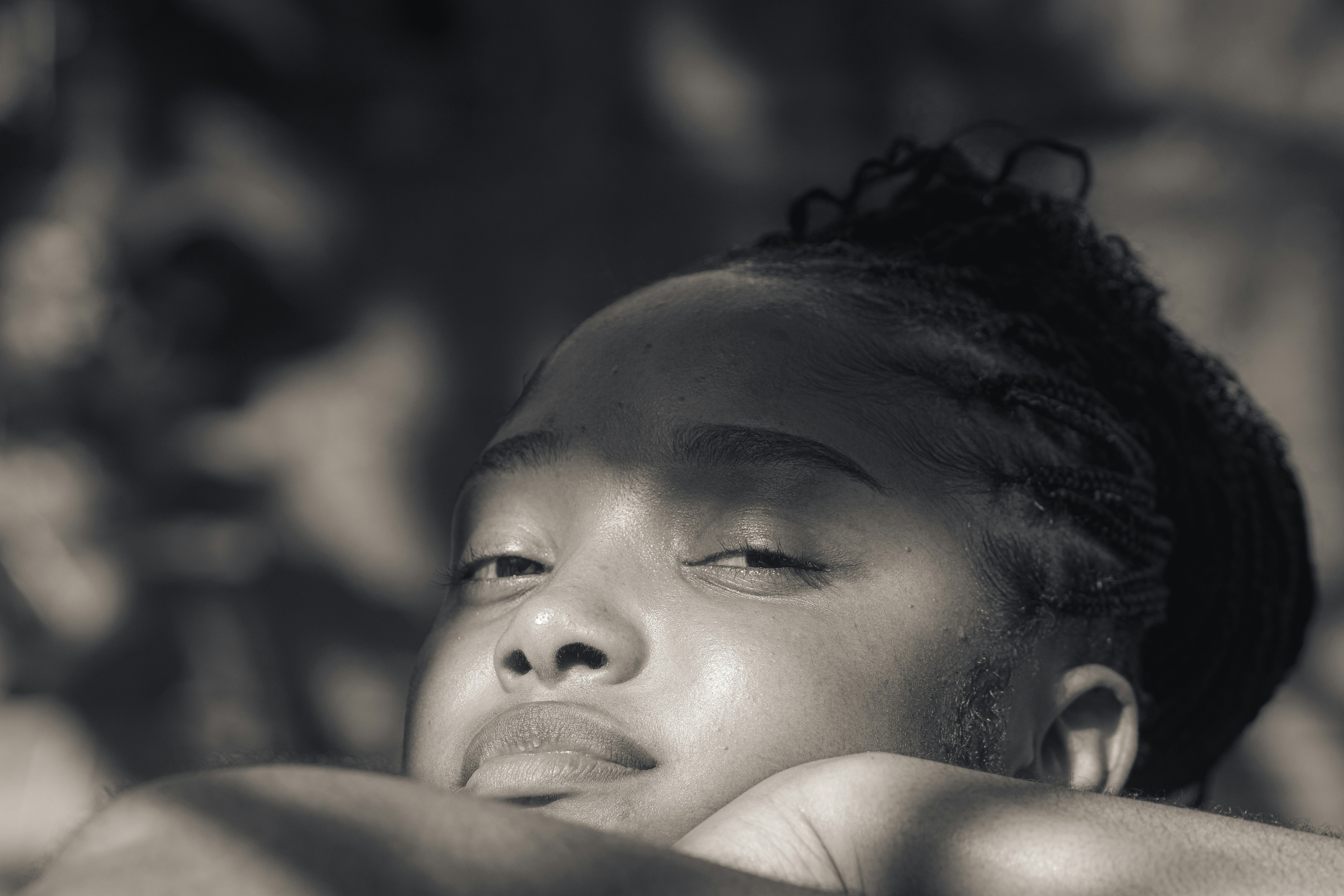 Donna con gli occhi verdi e i capelli castani foto – Immagine gratis di  Ritratto su Unsplash, image size:3000x2000