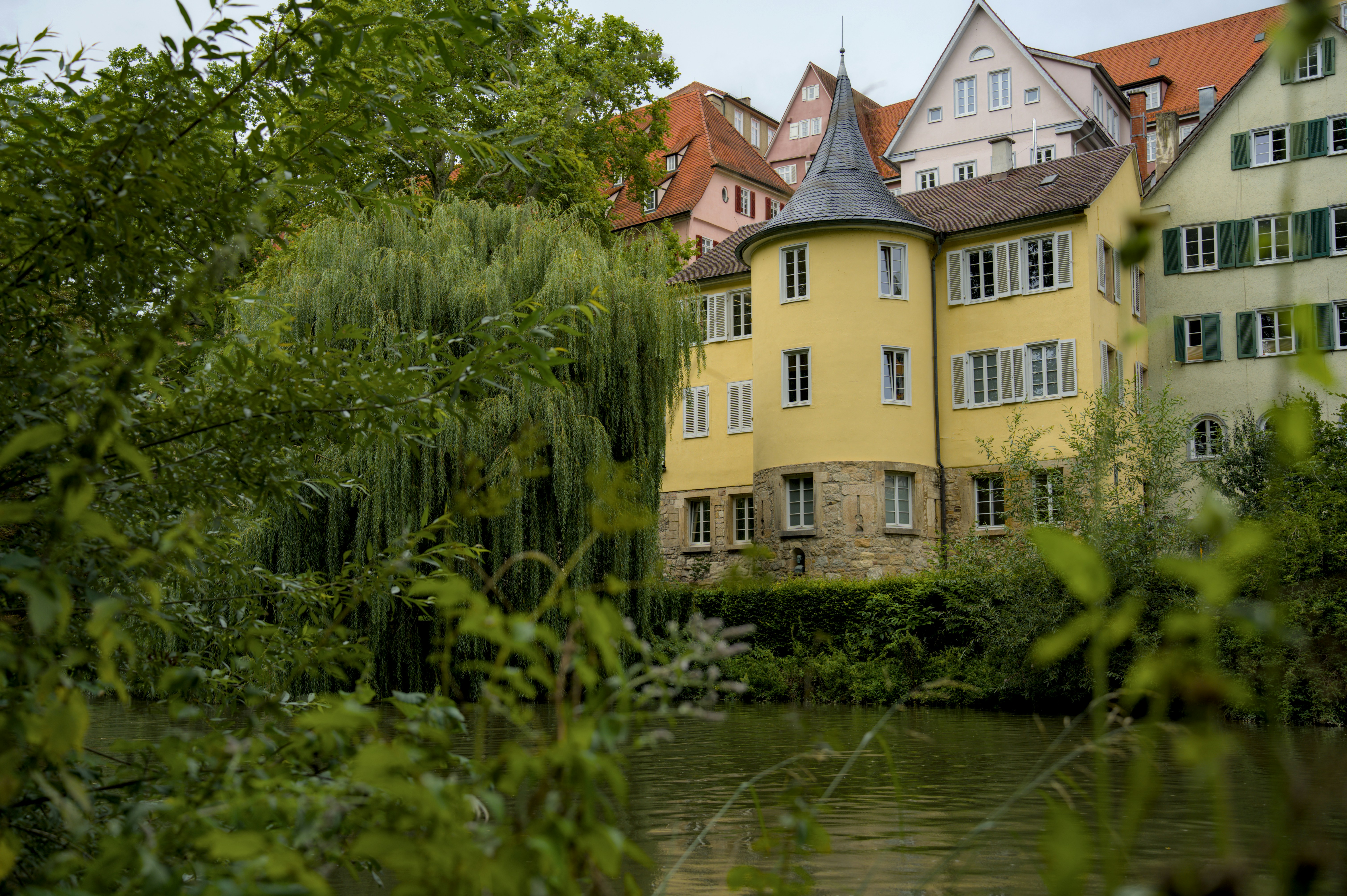 Photo by valentin_karisch