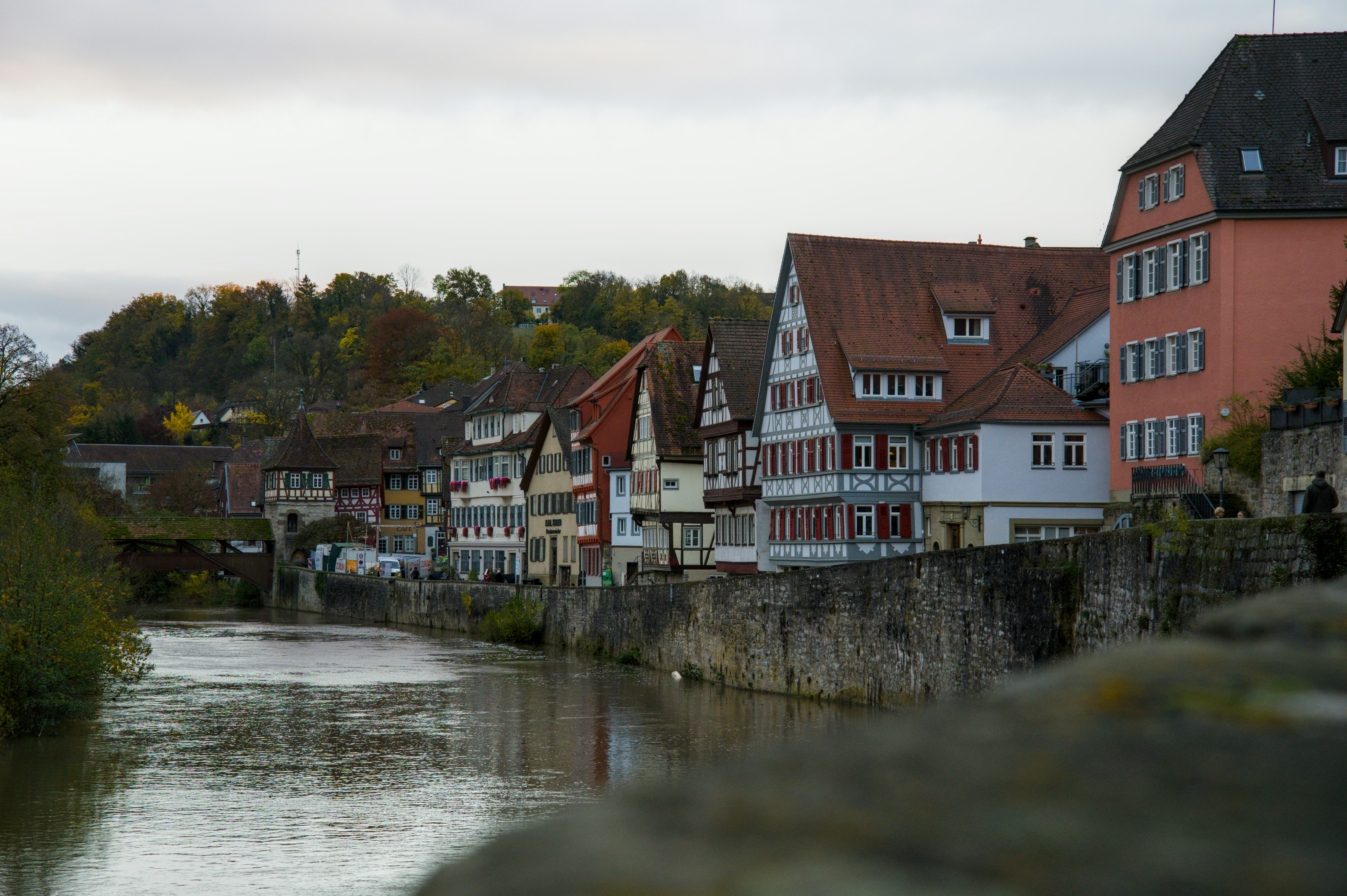 Photo by valentin_karisch