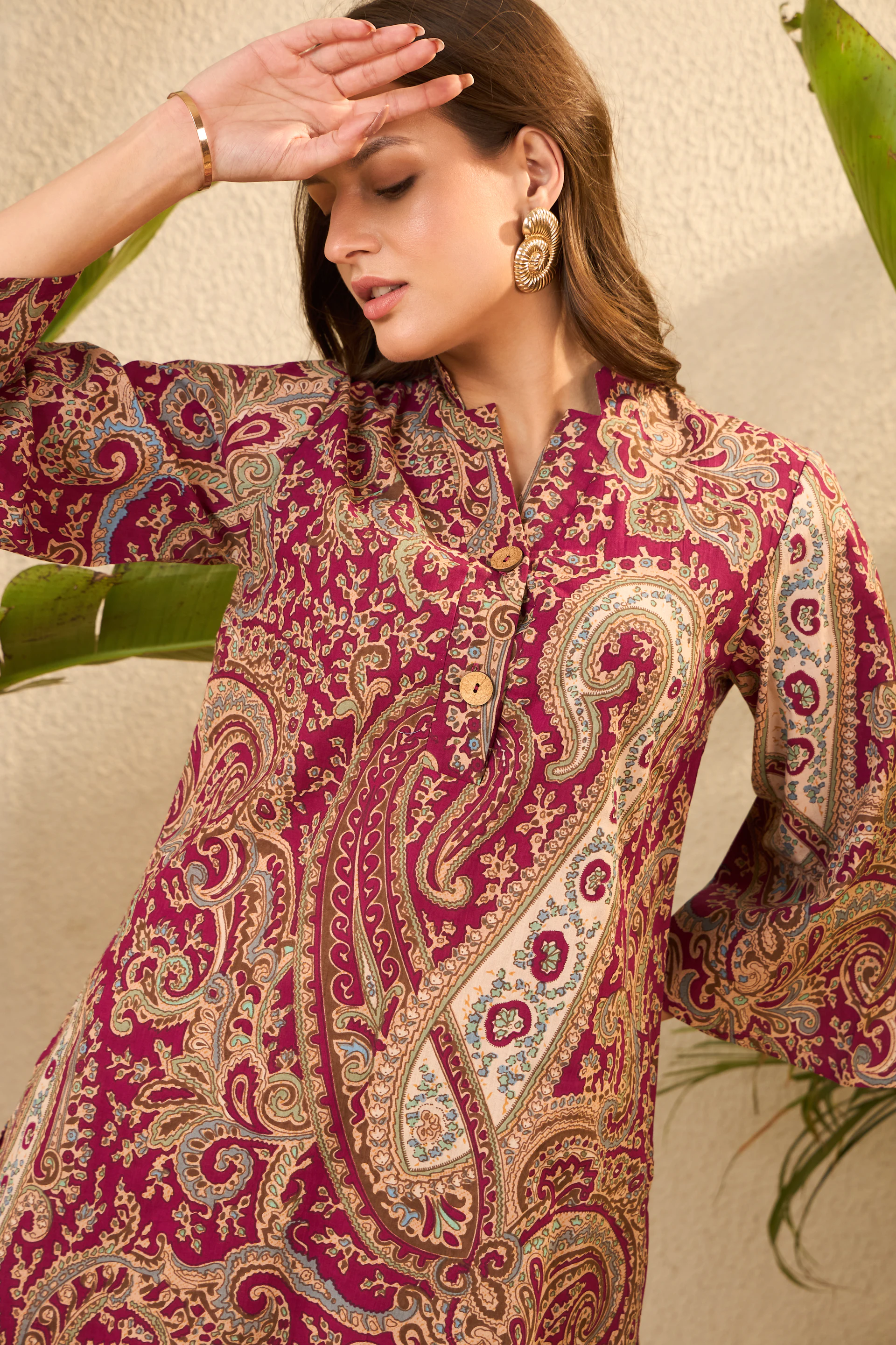 Maroon paisley printed kurta set with bell sleeves