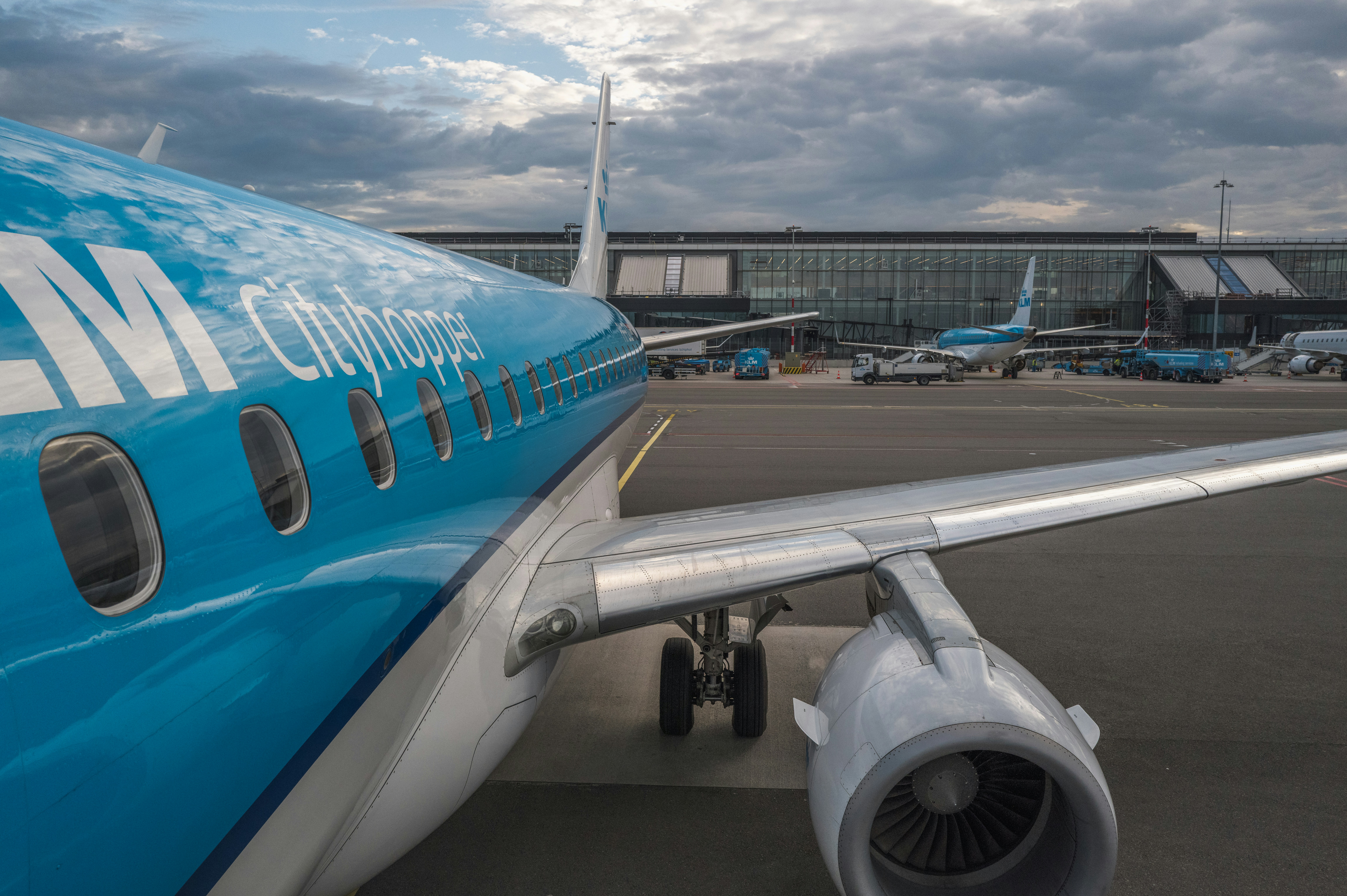 Your Complete Guide to International Air Travel: Essential Tips Every First-Time Flyer Should Know