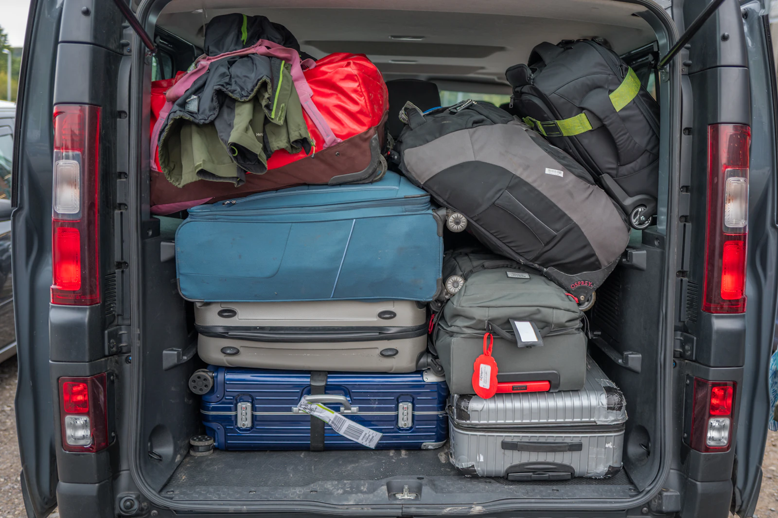 Vehicle cargo area prepared with everyday travel items