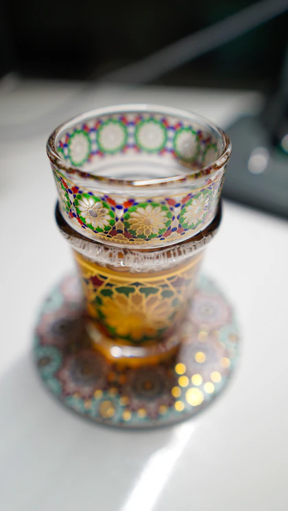 Decorated tea glasses