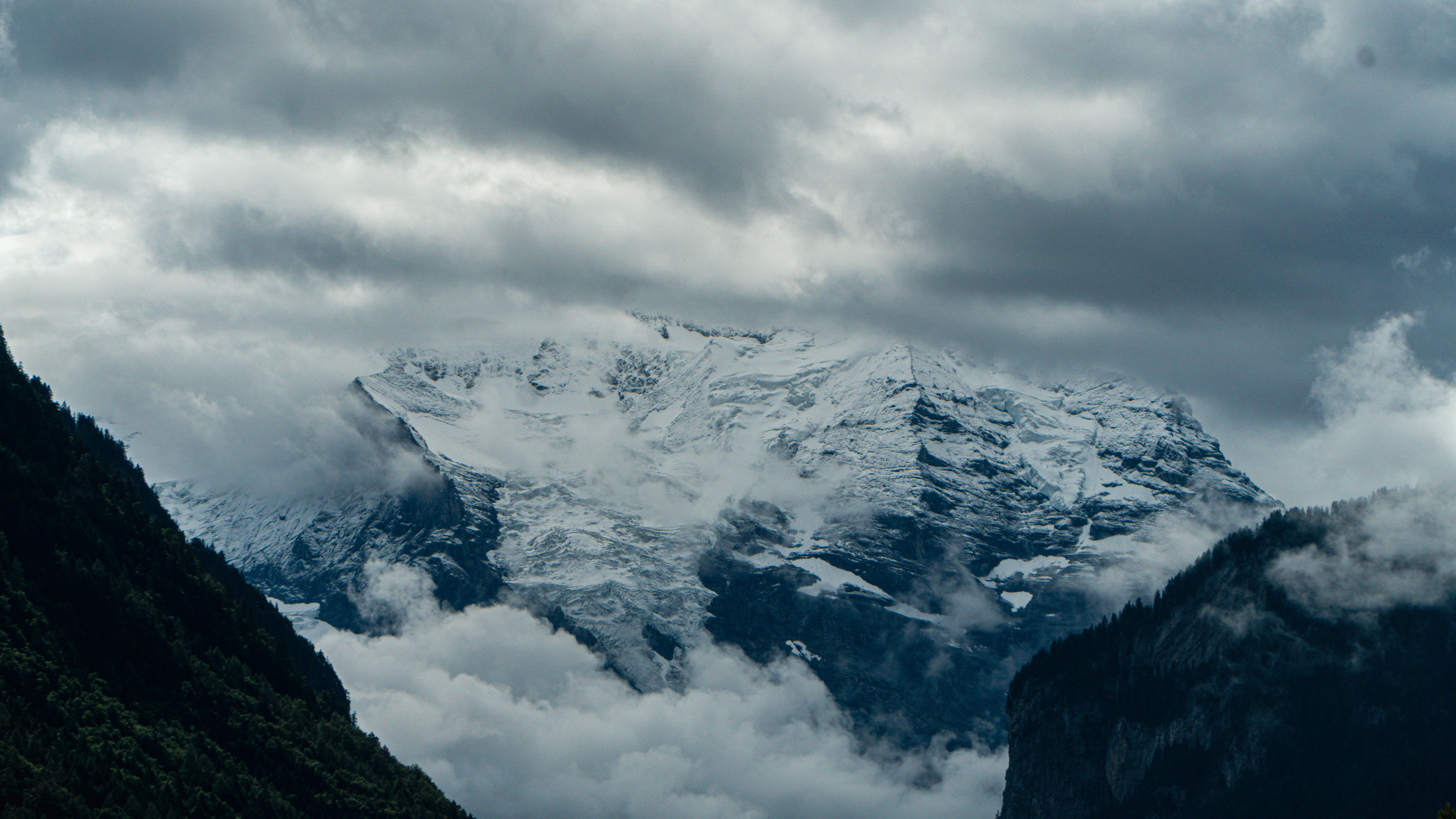 Photo by mathewmogrovejo18