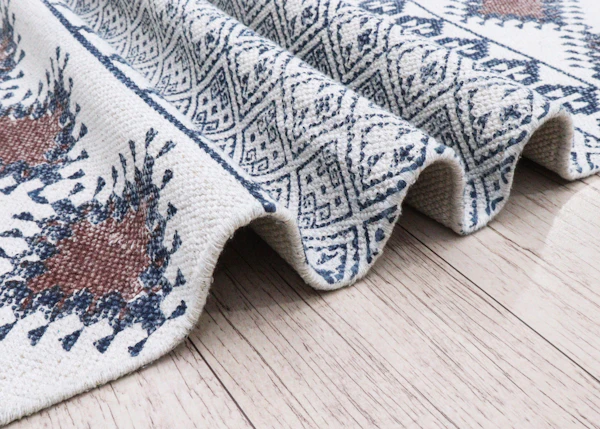 Karpet Motif Geometris