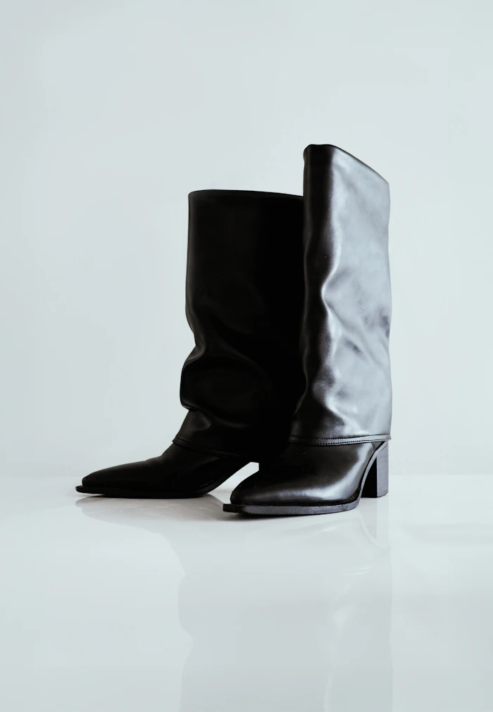 Slouch Boot in Black