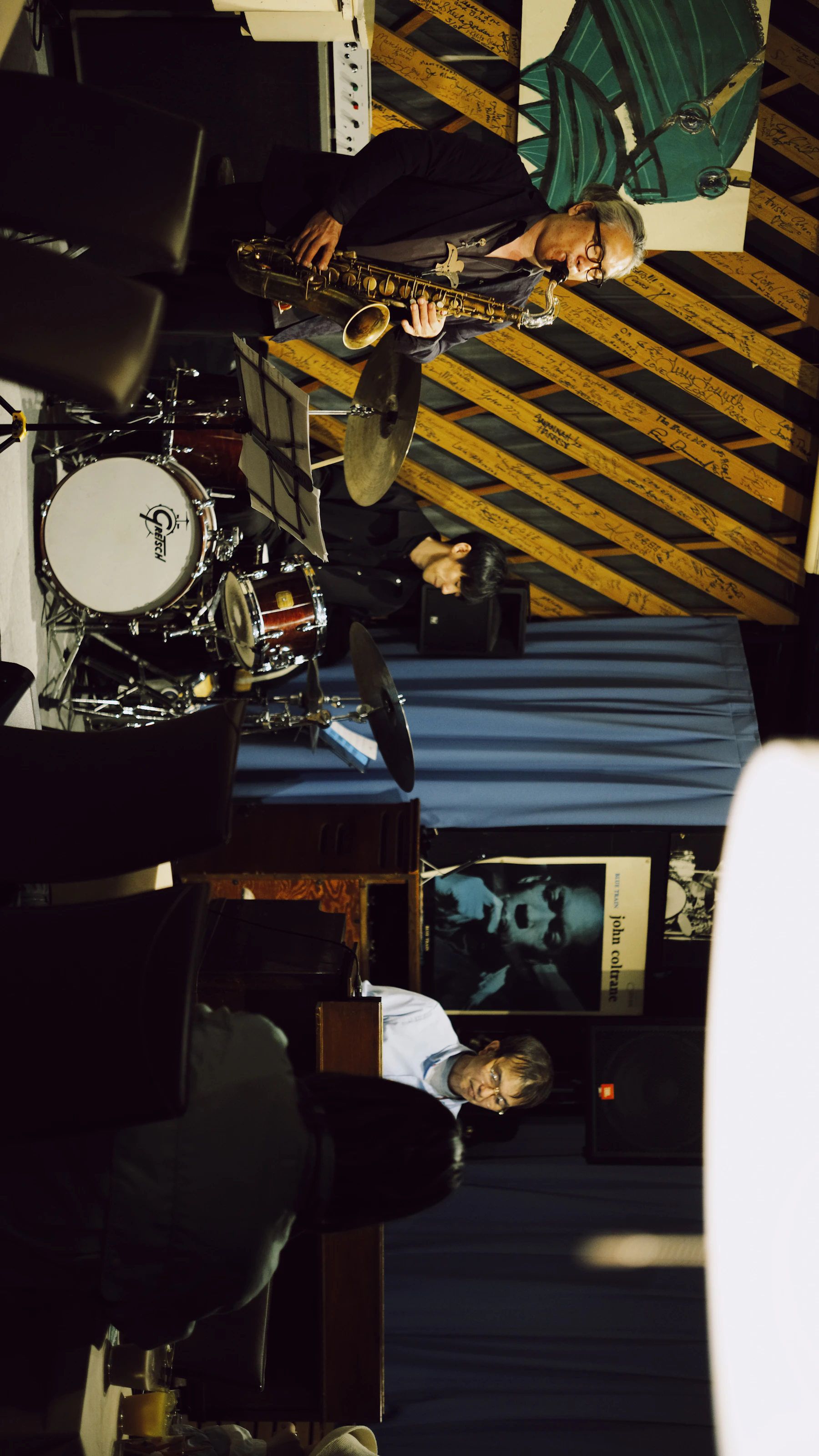 Jazz musicians performing in a Chicago club