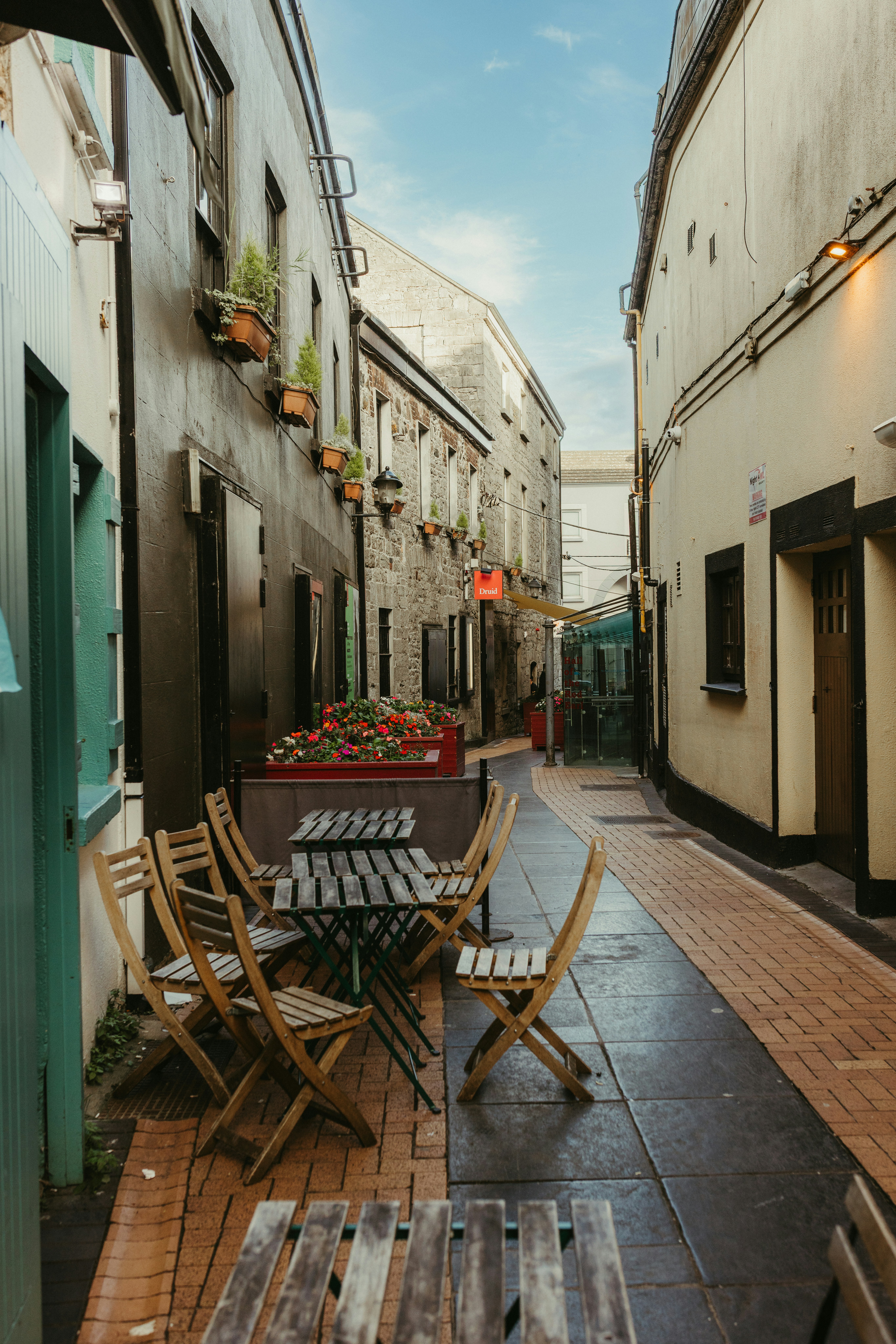 Photo by jonathanborba