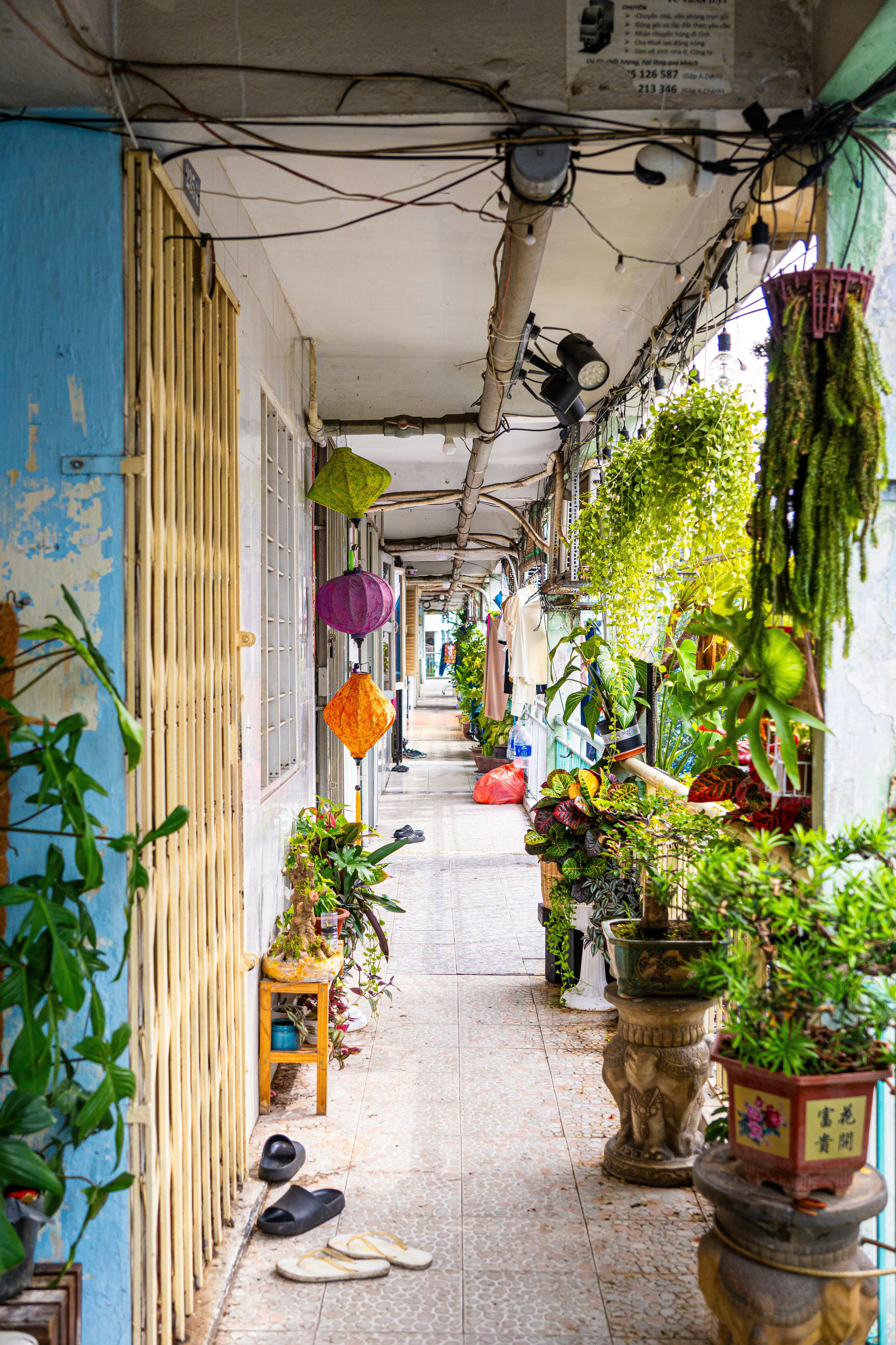 balcony outdoor decor, wallpaper, Balcony Design with Blinds: Ideas & Inspiration 4