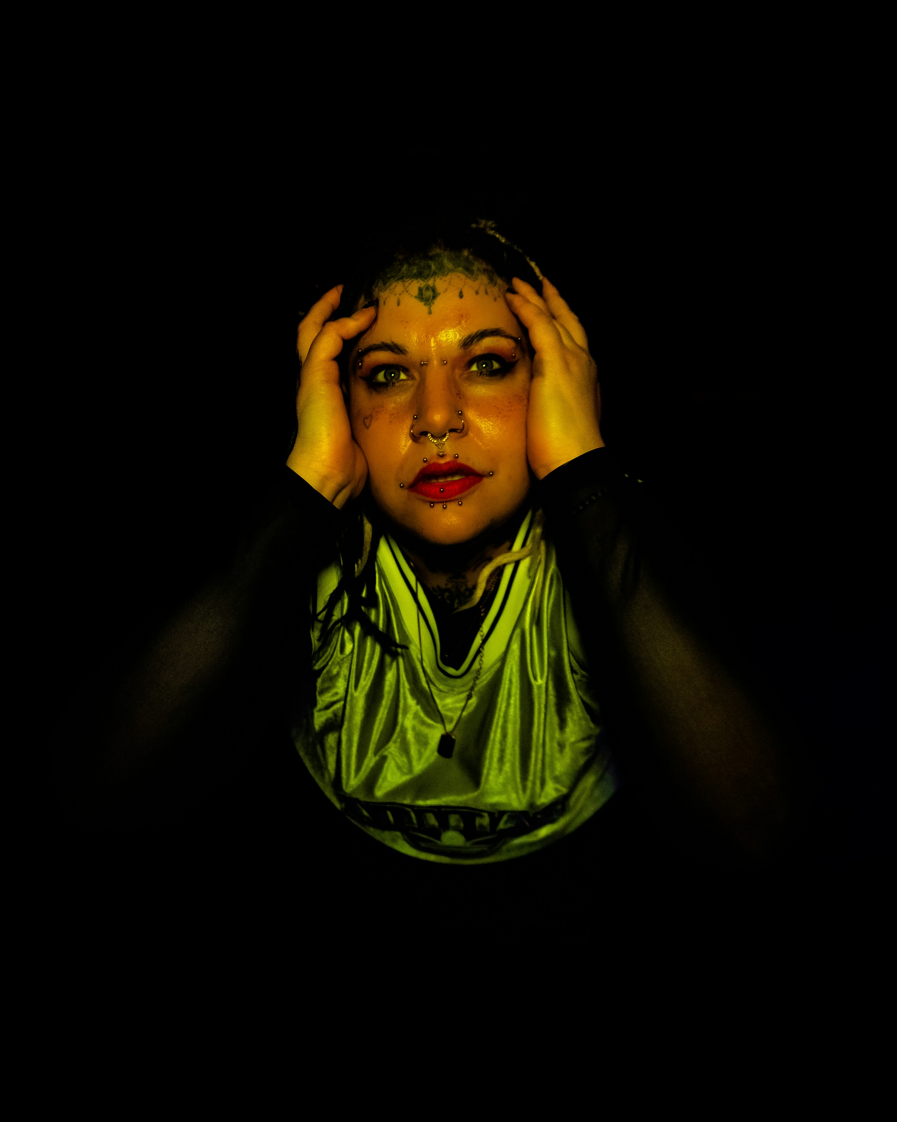 headache wallpaper, wallpaper, Merinding di Kepala: Apakah Berbahaya? Ini Penjelasan Medisnya 3