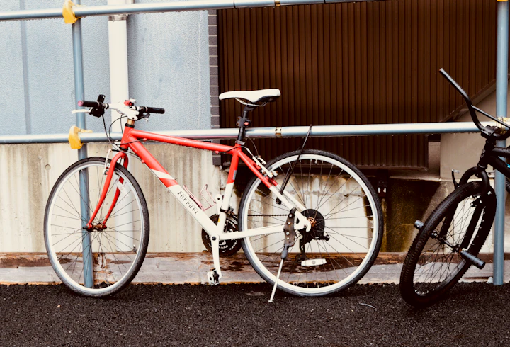 Specialized Sirrus hybrid bike (medium)