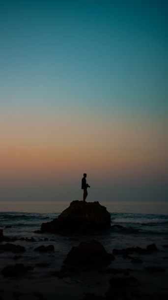 Voor wie vastloopt, worstelt of overweldigd wordt en nood heeft aan rust, reflectie en richting.