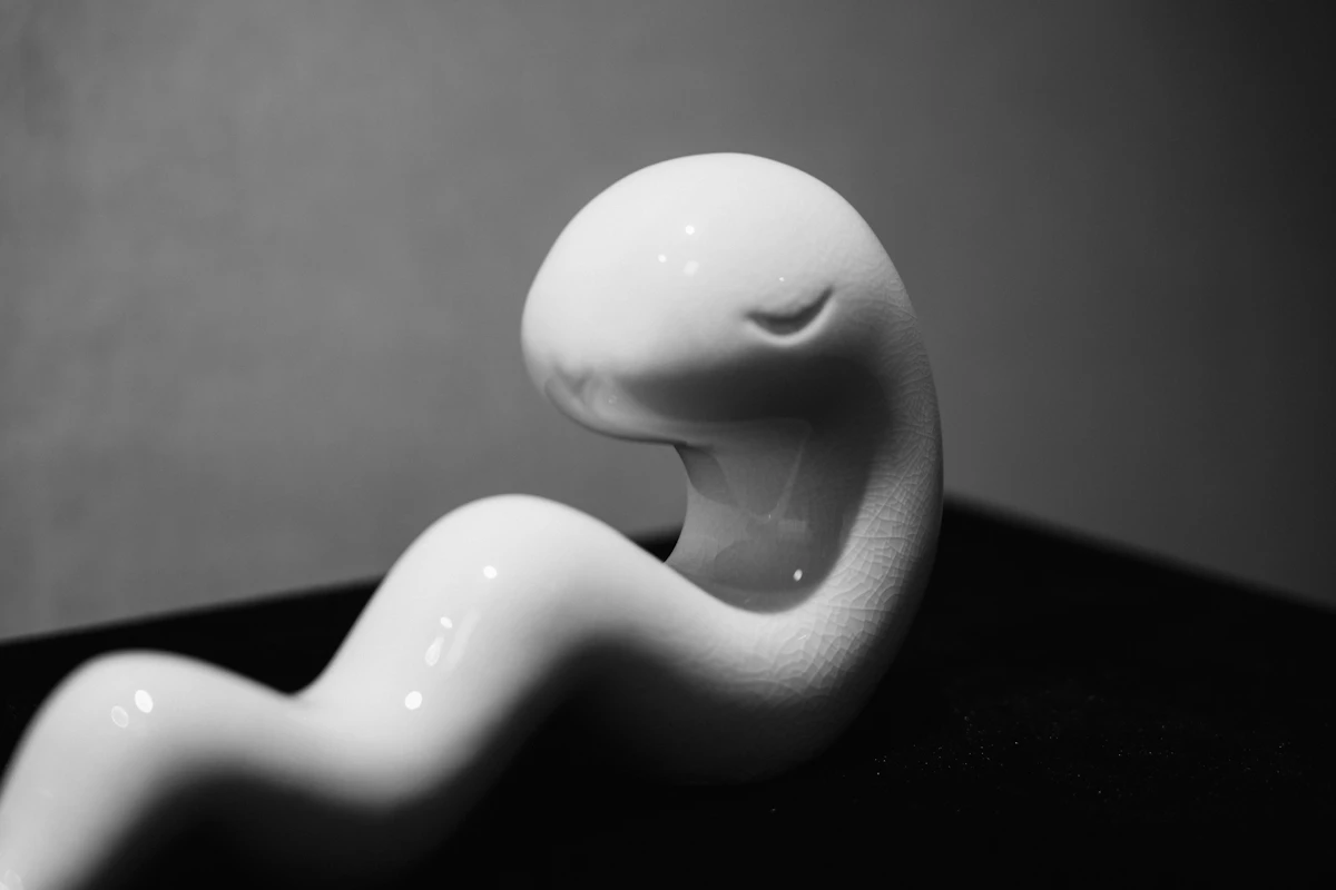 Monolite Stone Sculpture, photograph 4