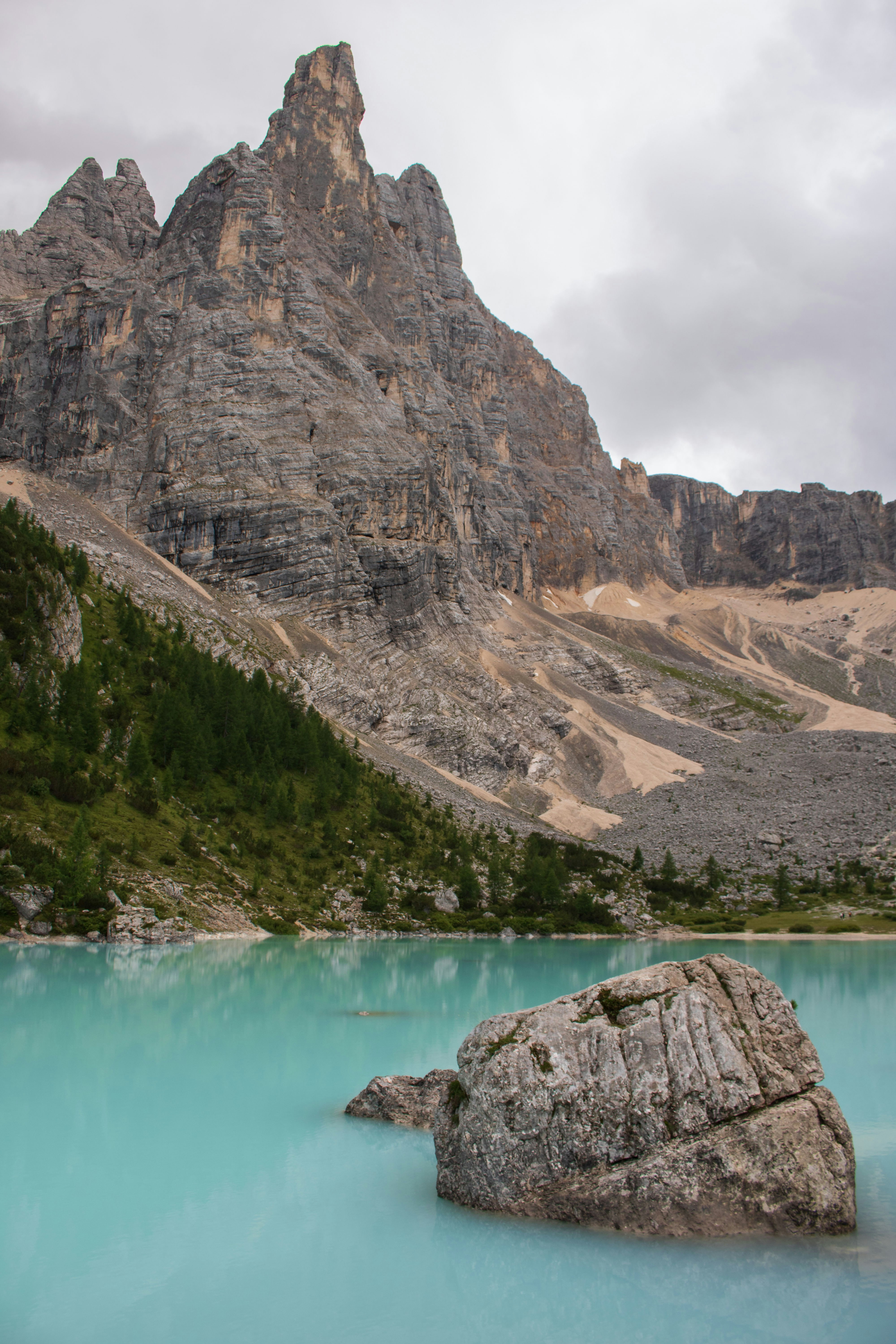 Photo by angelbalashev