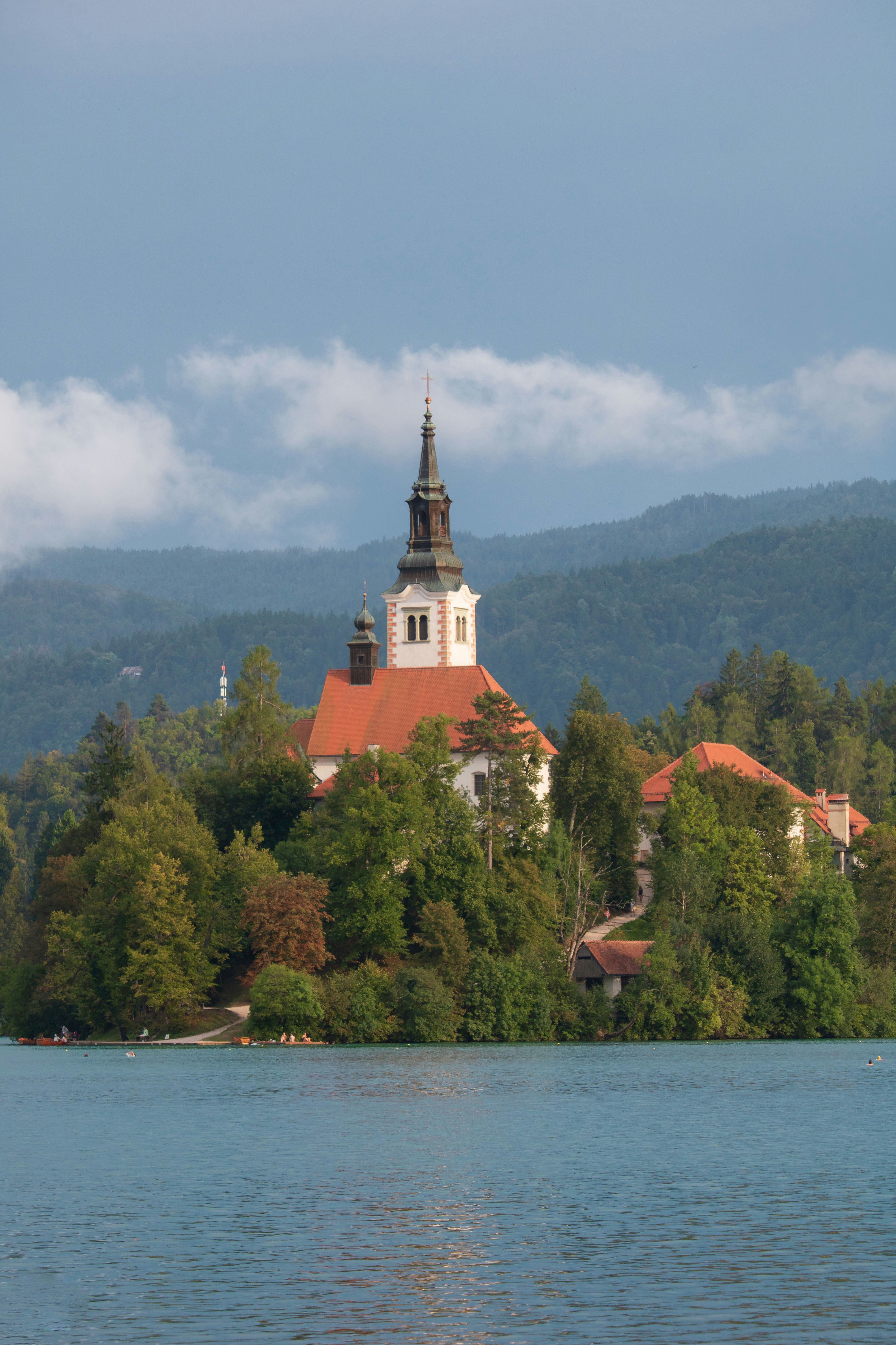 Photo by angelbalashev