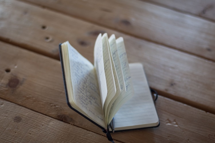 Keeping Notes for Mindfulness: Why a Diary Helps You Be Present