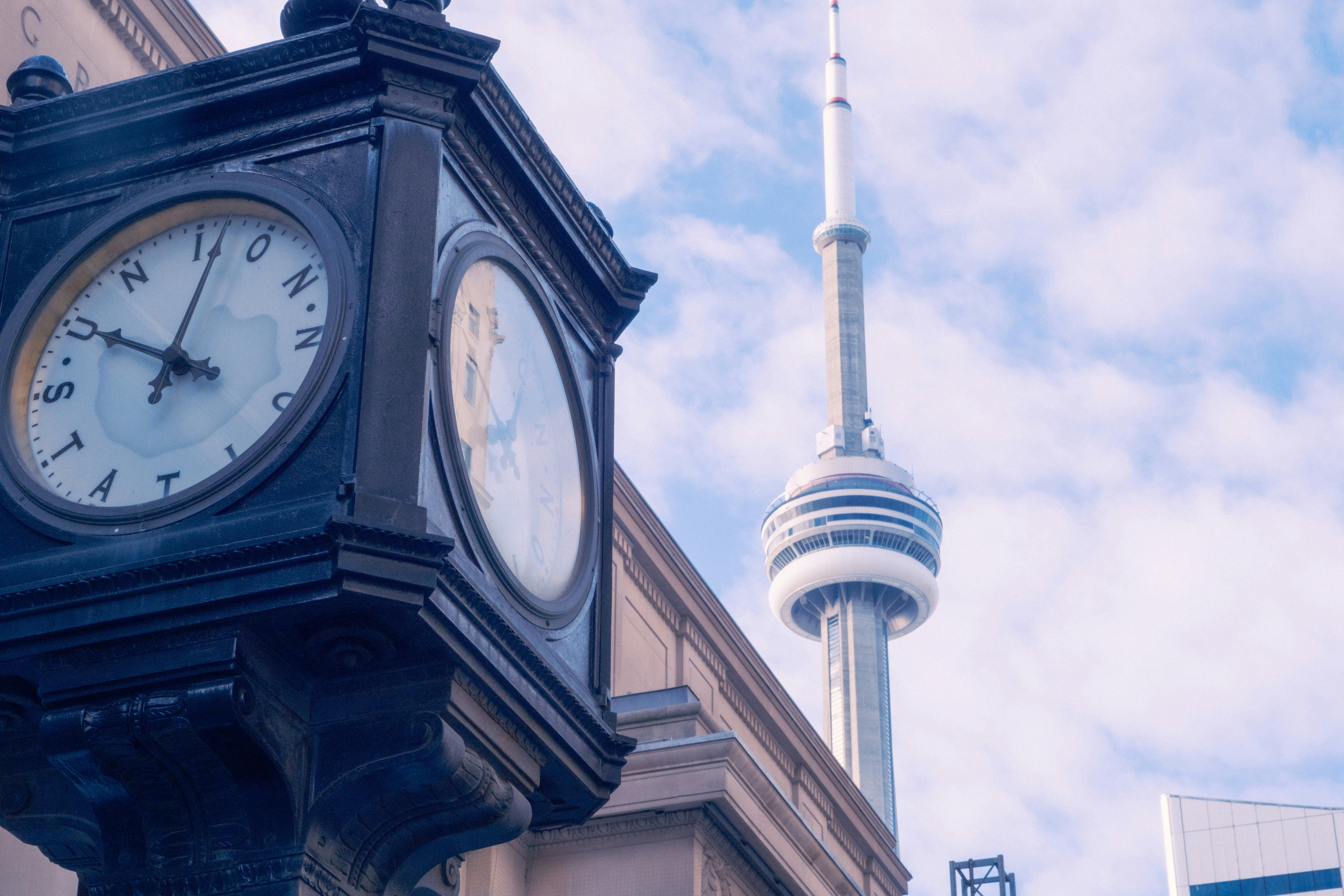 CN Tower Toronto: From Union Station