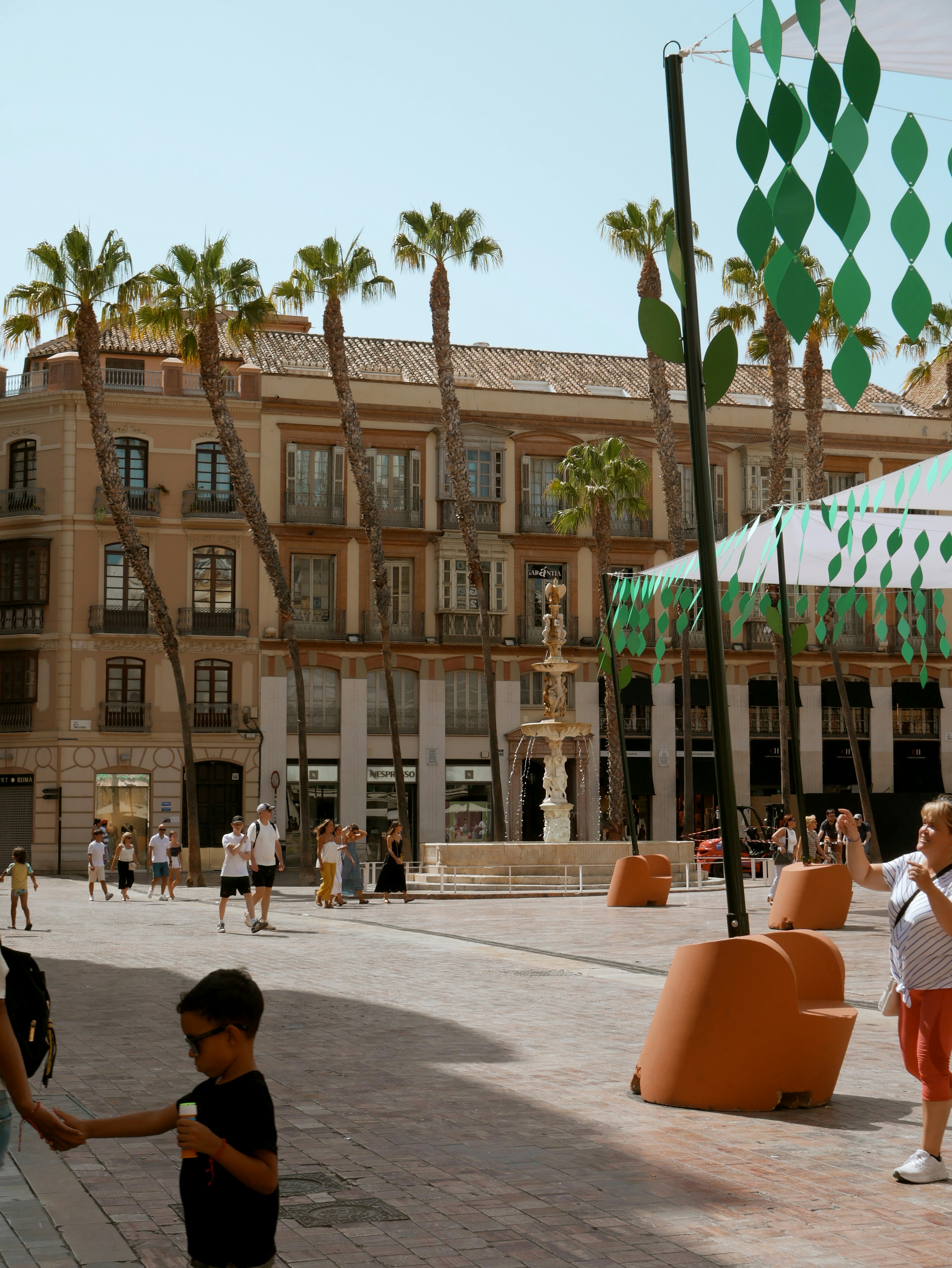 Basque Fashion and Designer Stores Along Avenida de la Libertad