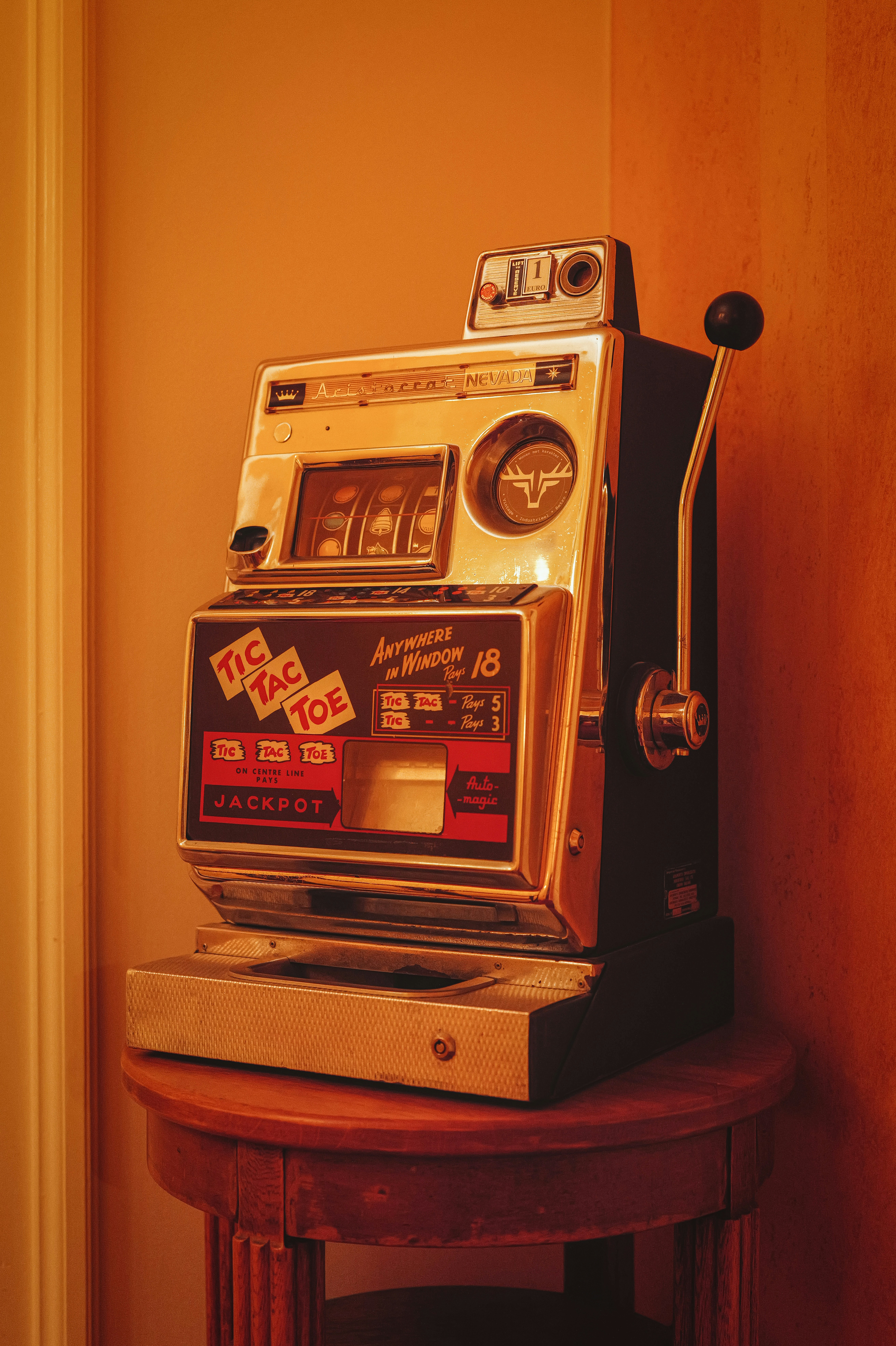 photo-1763925386498-0c376c6648e2?ixid=M3wxMjA3fDB8MXxzZWFyY2h8MTF8fGhpZ2glMjBzdGFrZXMlMjBjYXNpbm98ZW58MHx8fHwxNzY0MzM5MTA2fDA\u0026ixlib=rb-4.1.0