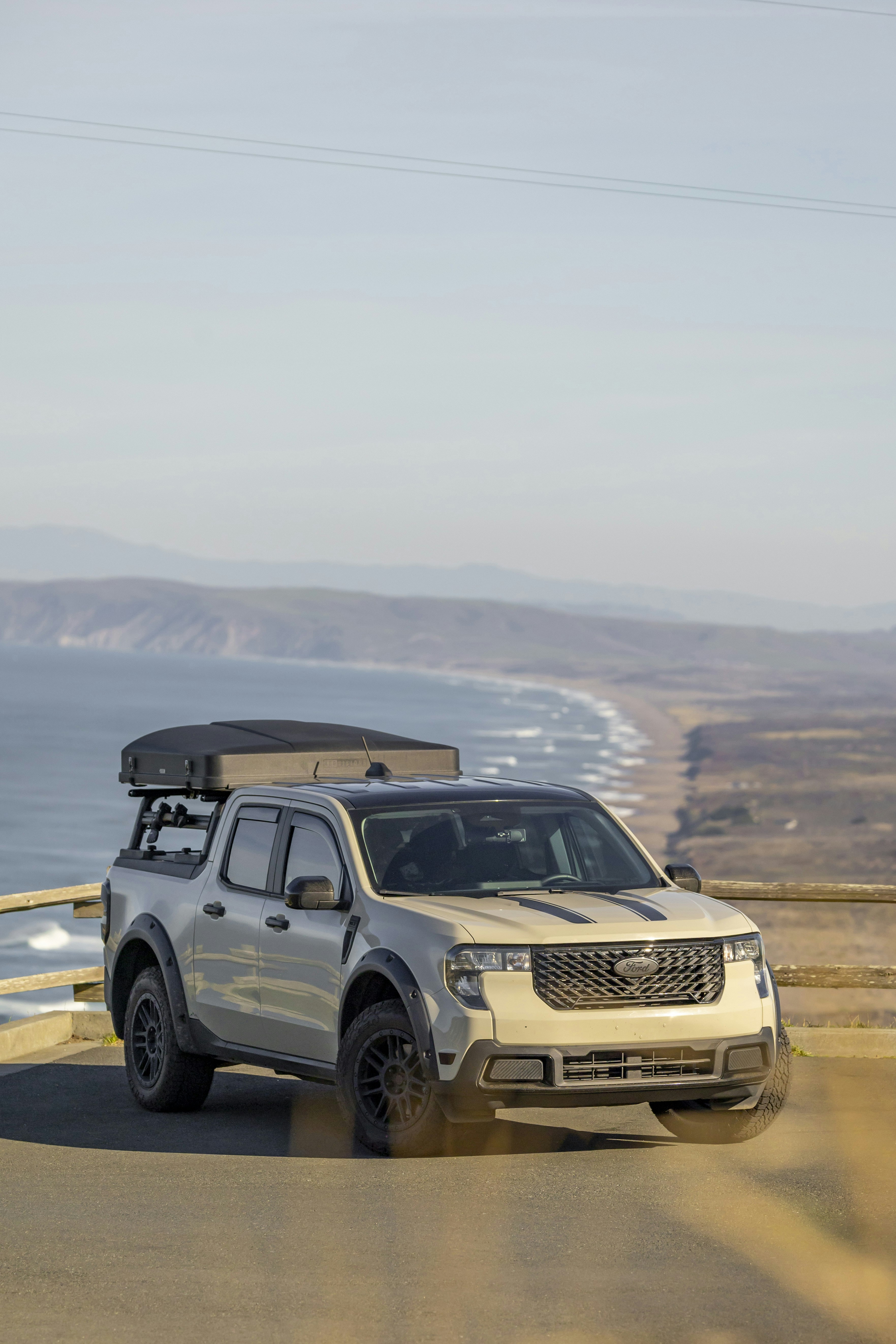 adventure vehicle rooftop, wallpaper, Roof Rack Systems: Choosing a Reliable Option 2